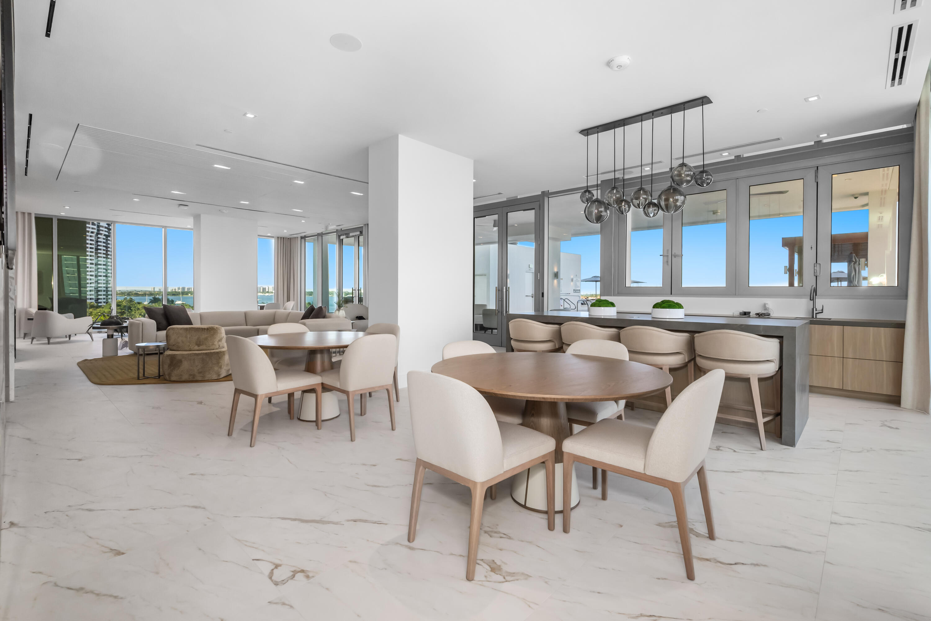 4714 N Flagler #901, West Palm Beach FL 33407