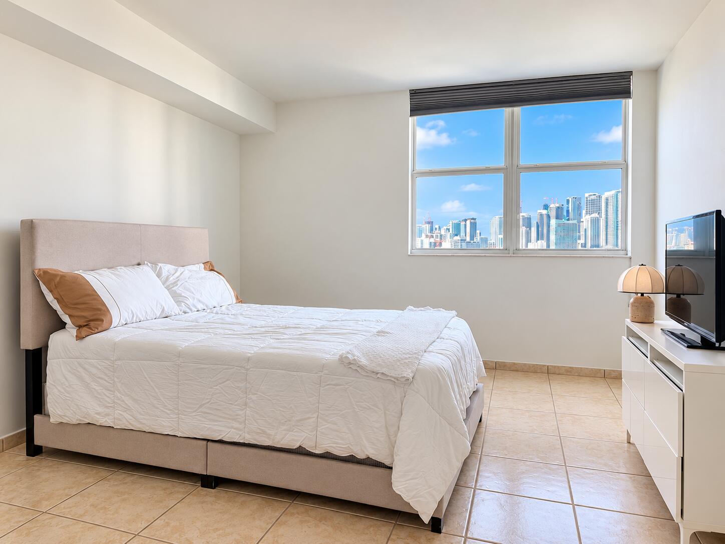 2475 Brickell #1705, Miami FL 33129