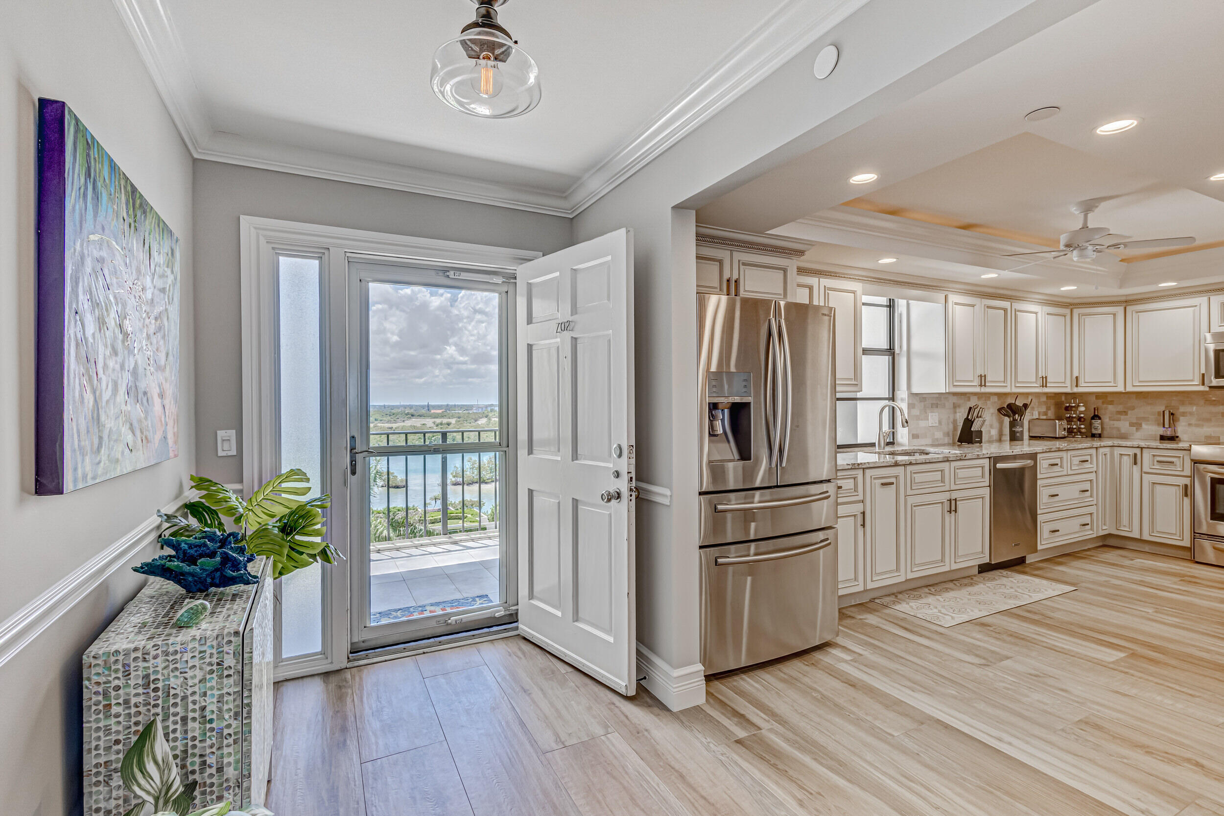 400 Beach #702, Tequesta FL 33469