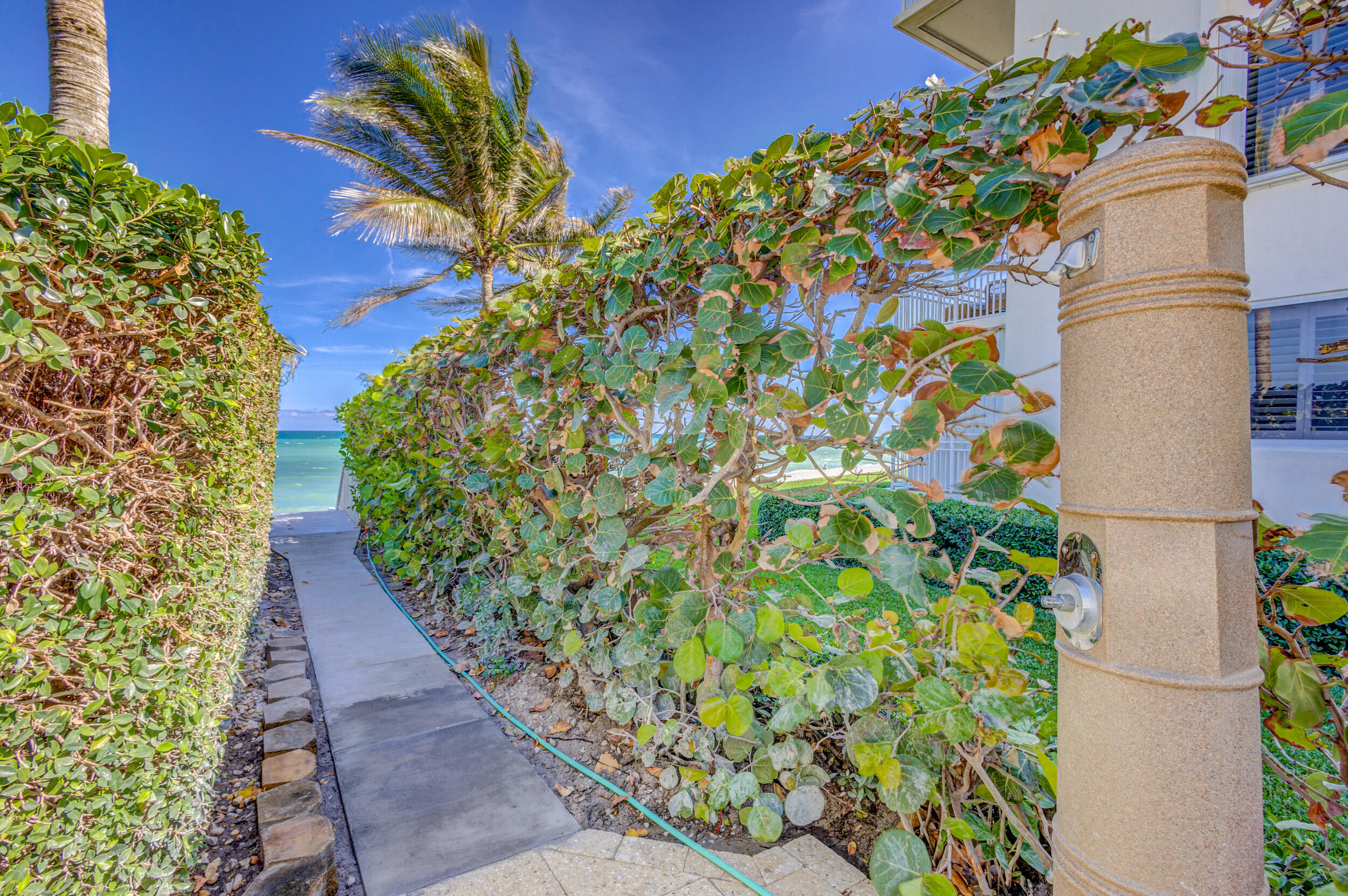 400 Beach #702, Tequesta FL 33469