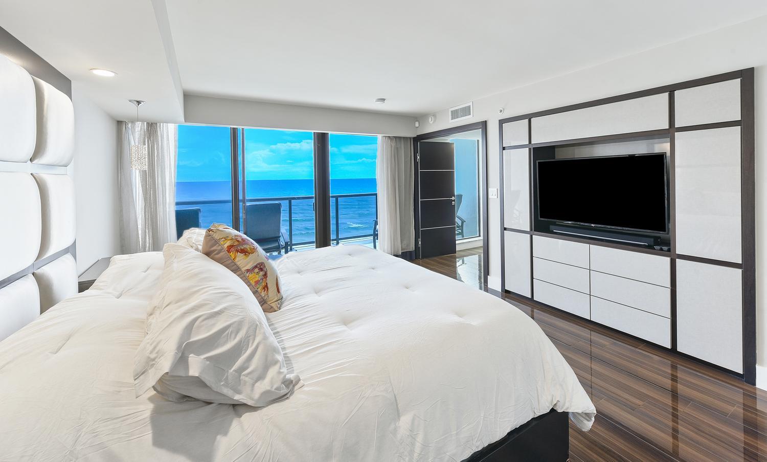 3115 S OCEAN #103, Highland Beach FL 33487