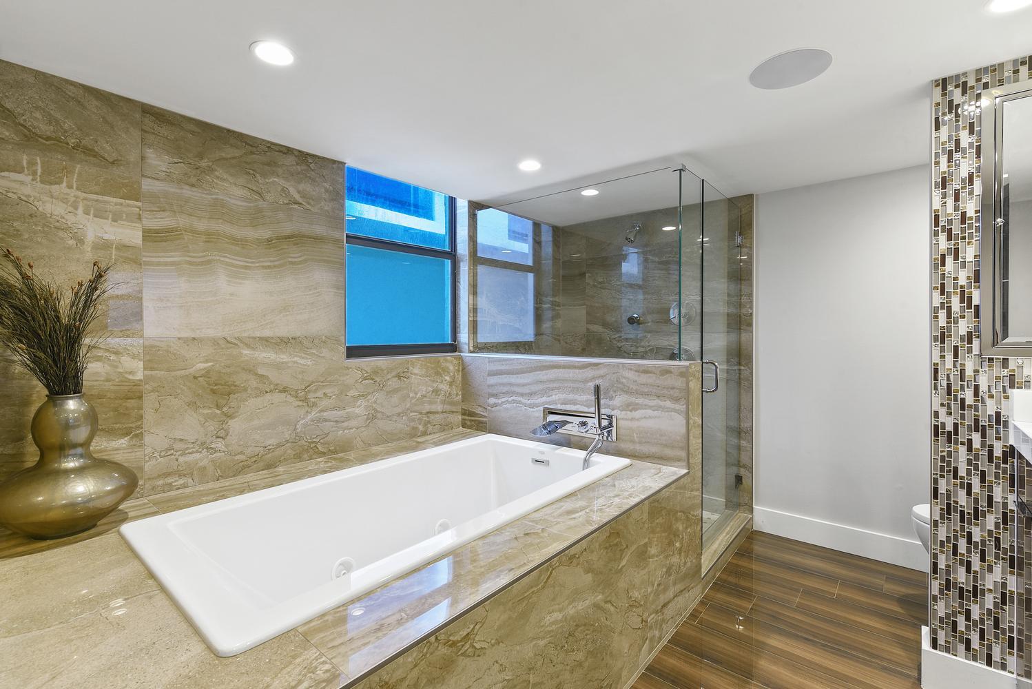 3115 S OCEAN #103, Highland Beach FL 33487