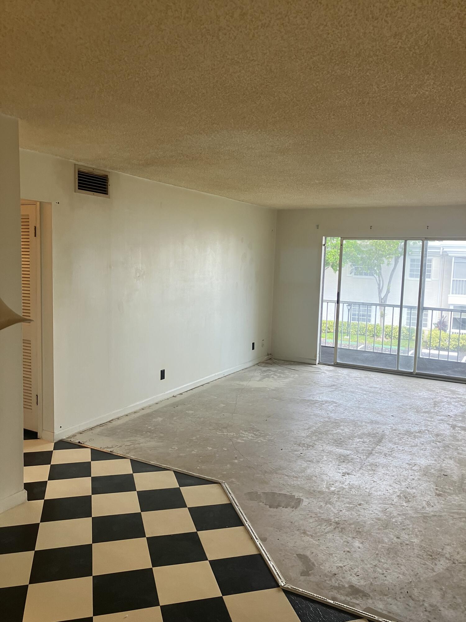 6293 Bay Club #4, Fort Lauderdale FL 33308
