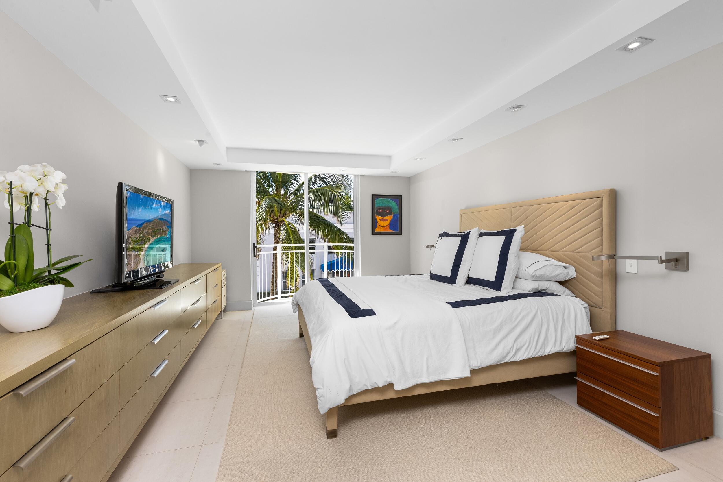 100 Worth #317, Palm Beach FL 33480