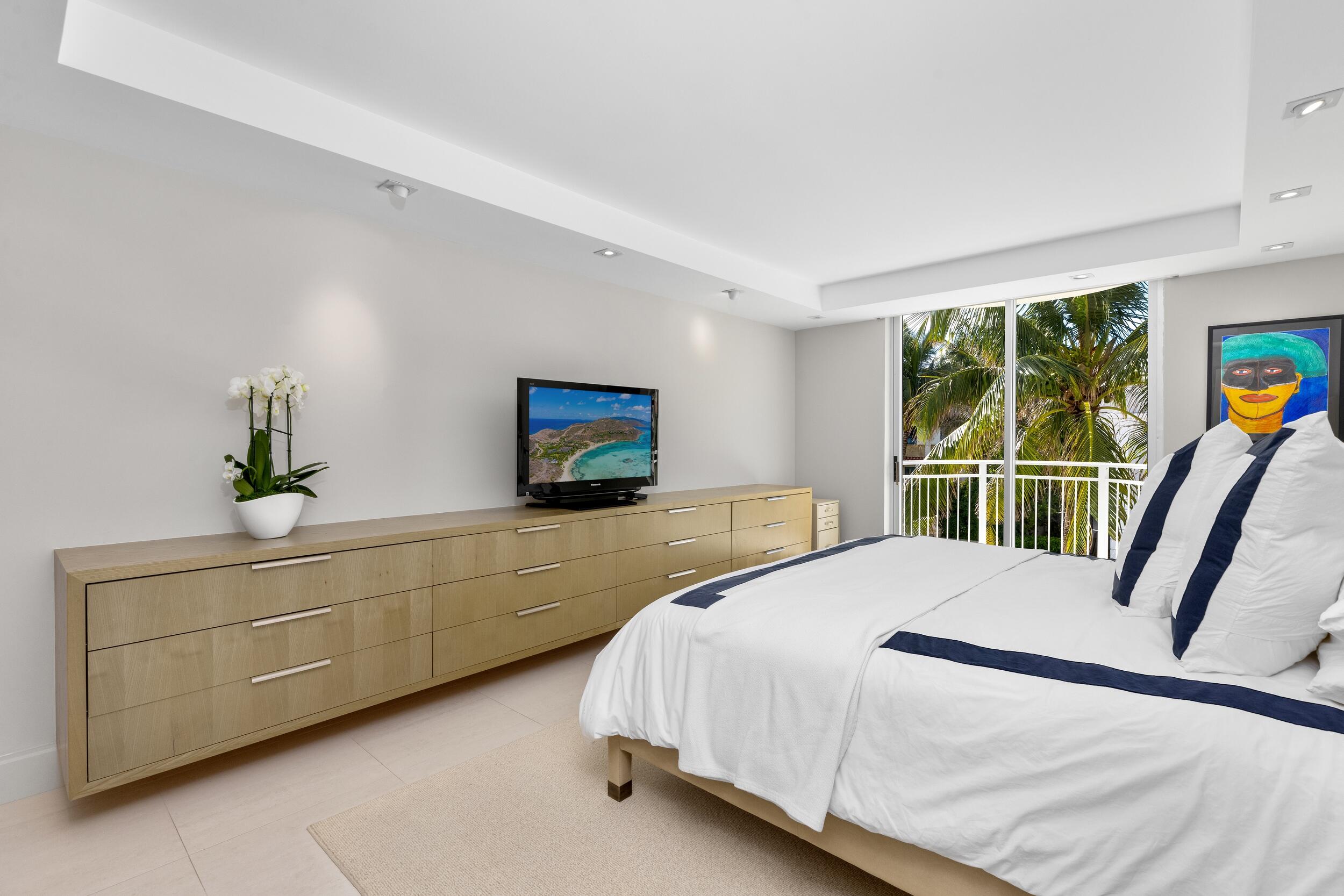 100 Worth #317, Palm Beach FL 33480