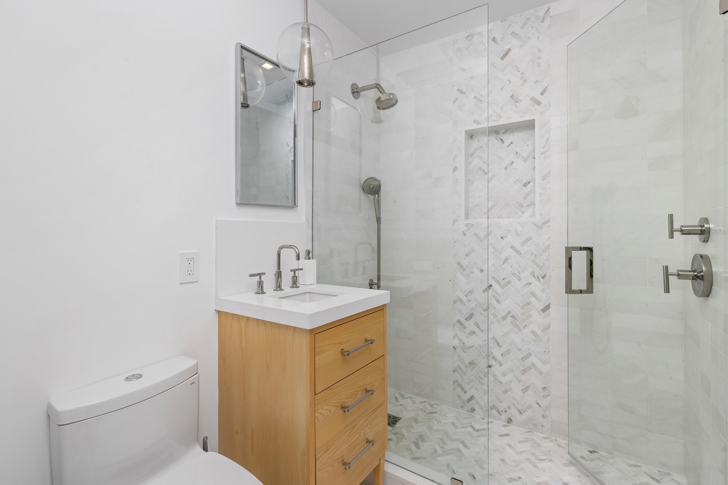 2745 S Flagler, West Palm Beach FL 33405