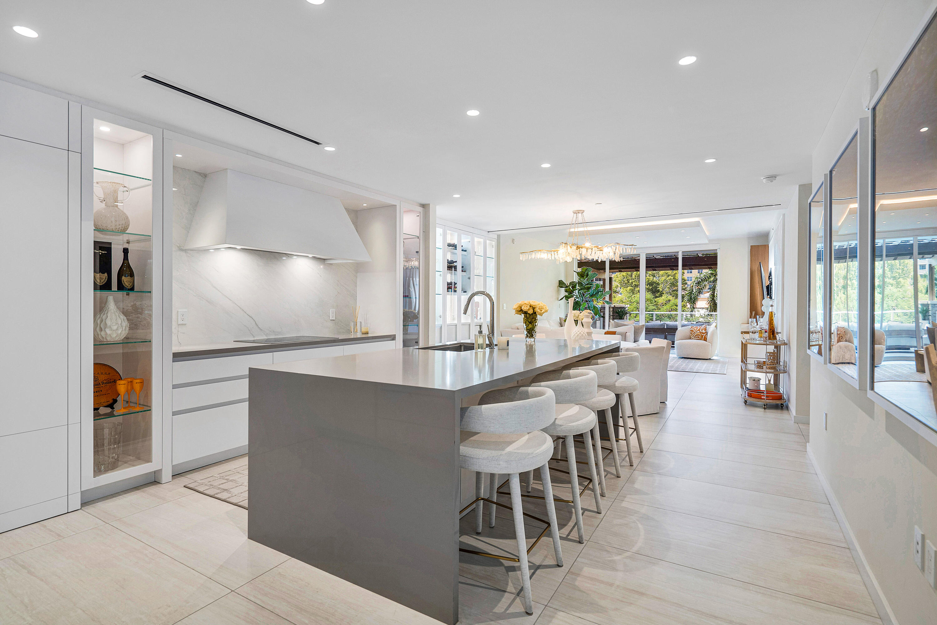 200 SE Mizner #308, Boca Raton FL 33432