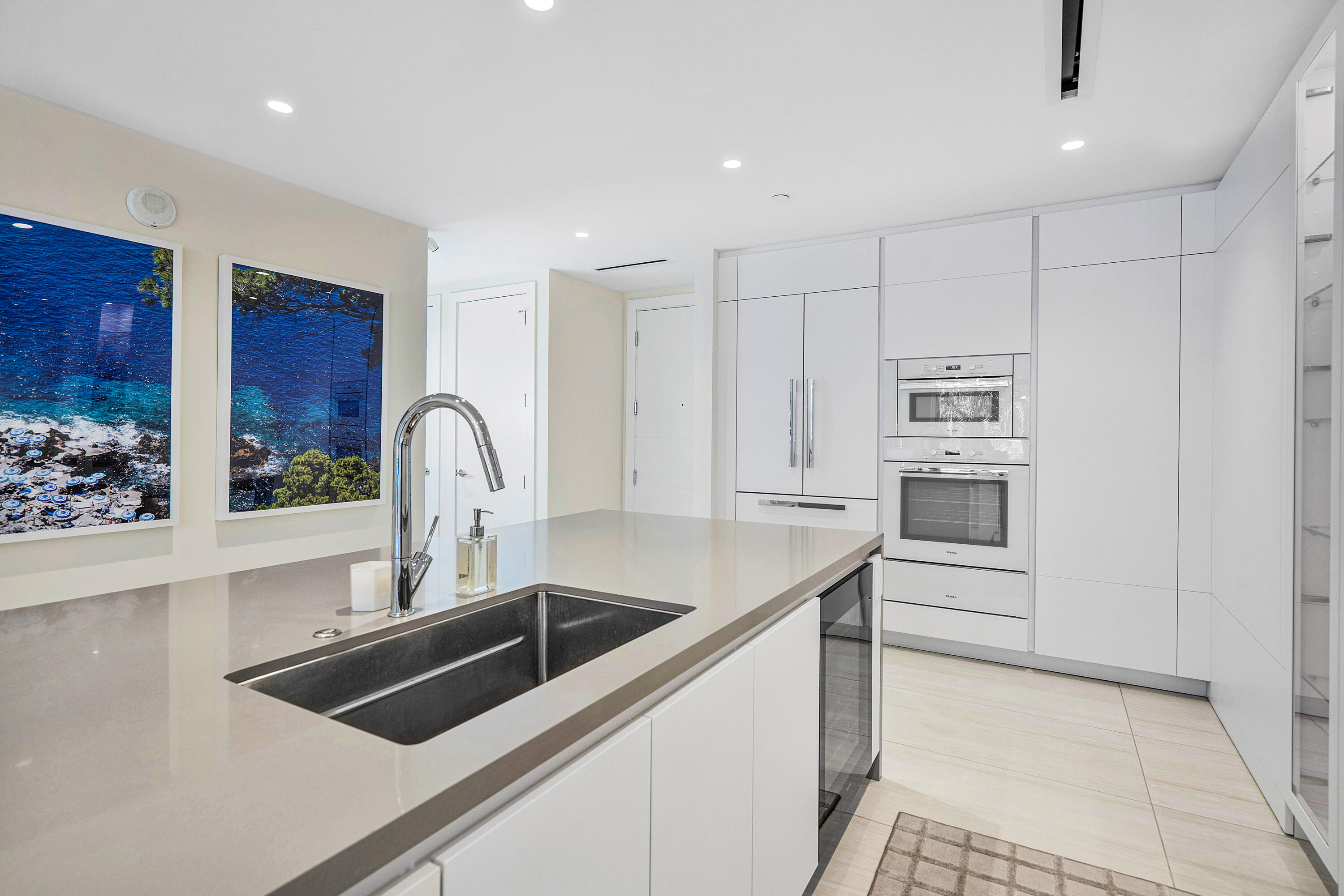 200 SE Mizner #308, Boca Raton FL 33432