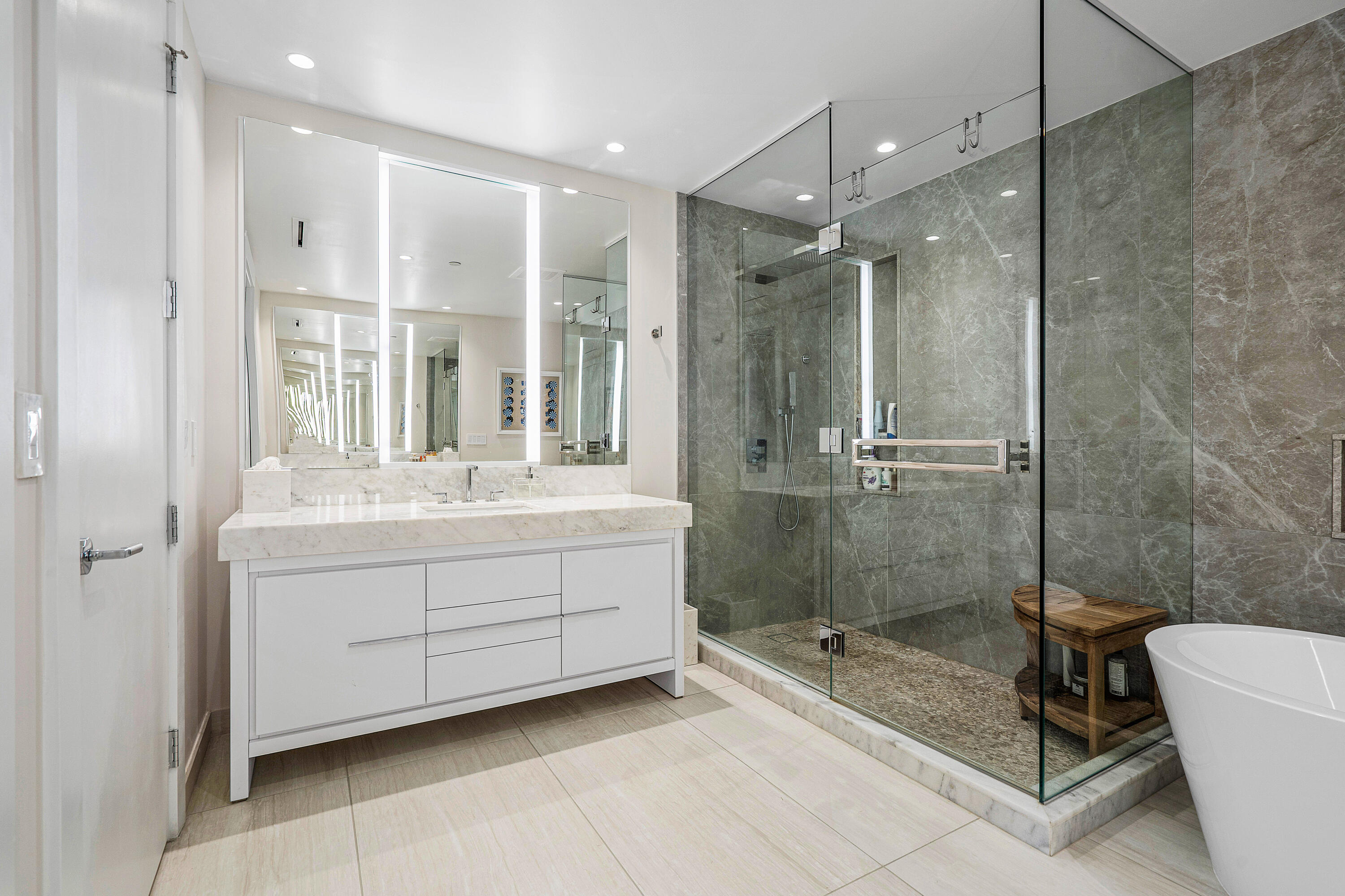 200 SE Mizner #308, Boca Raton FL 33432