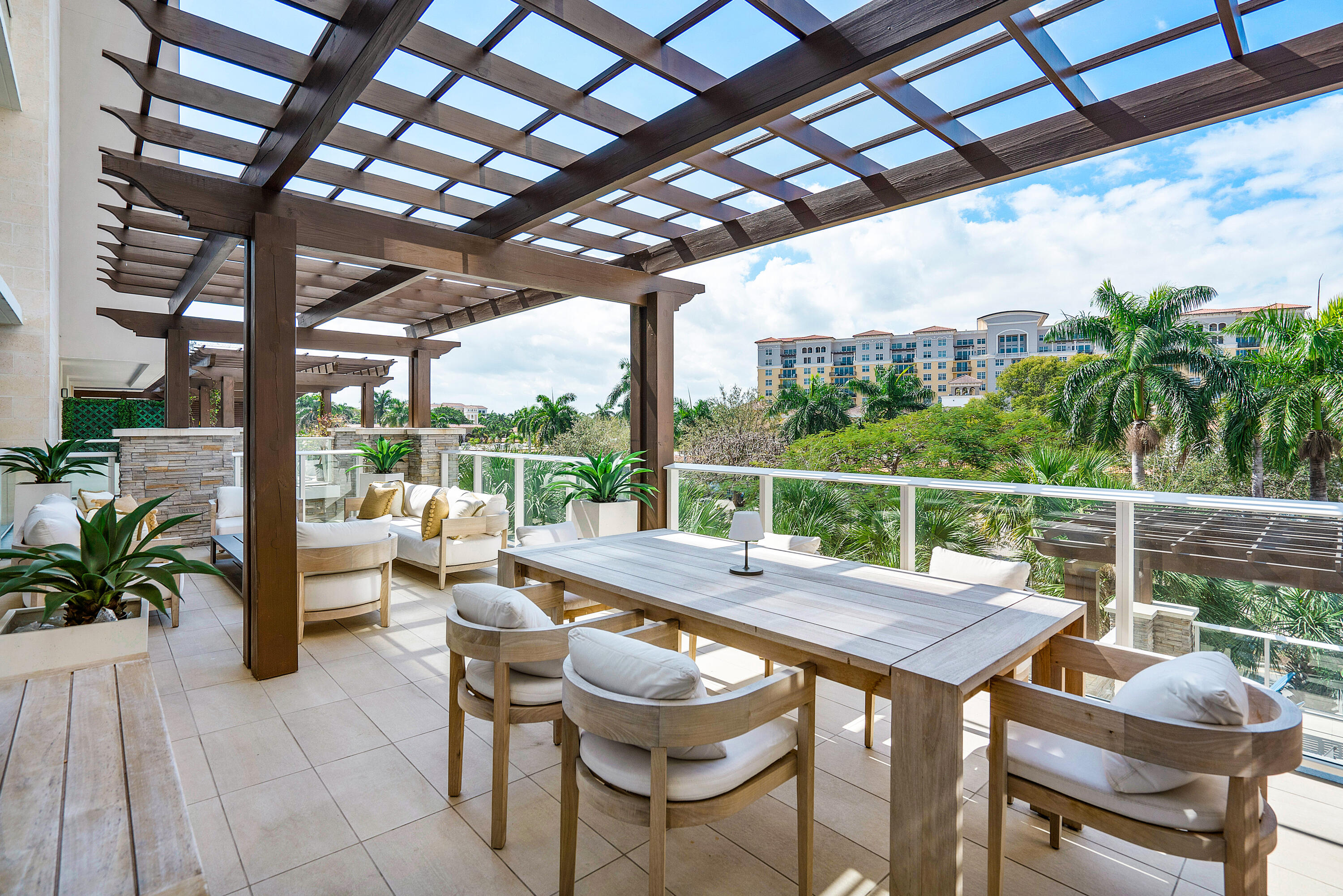 200 SE Mizner #308, Boca Raton FL 33432