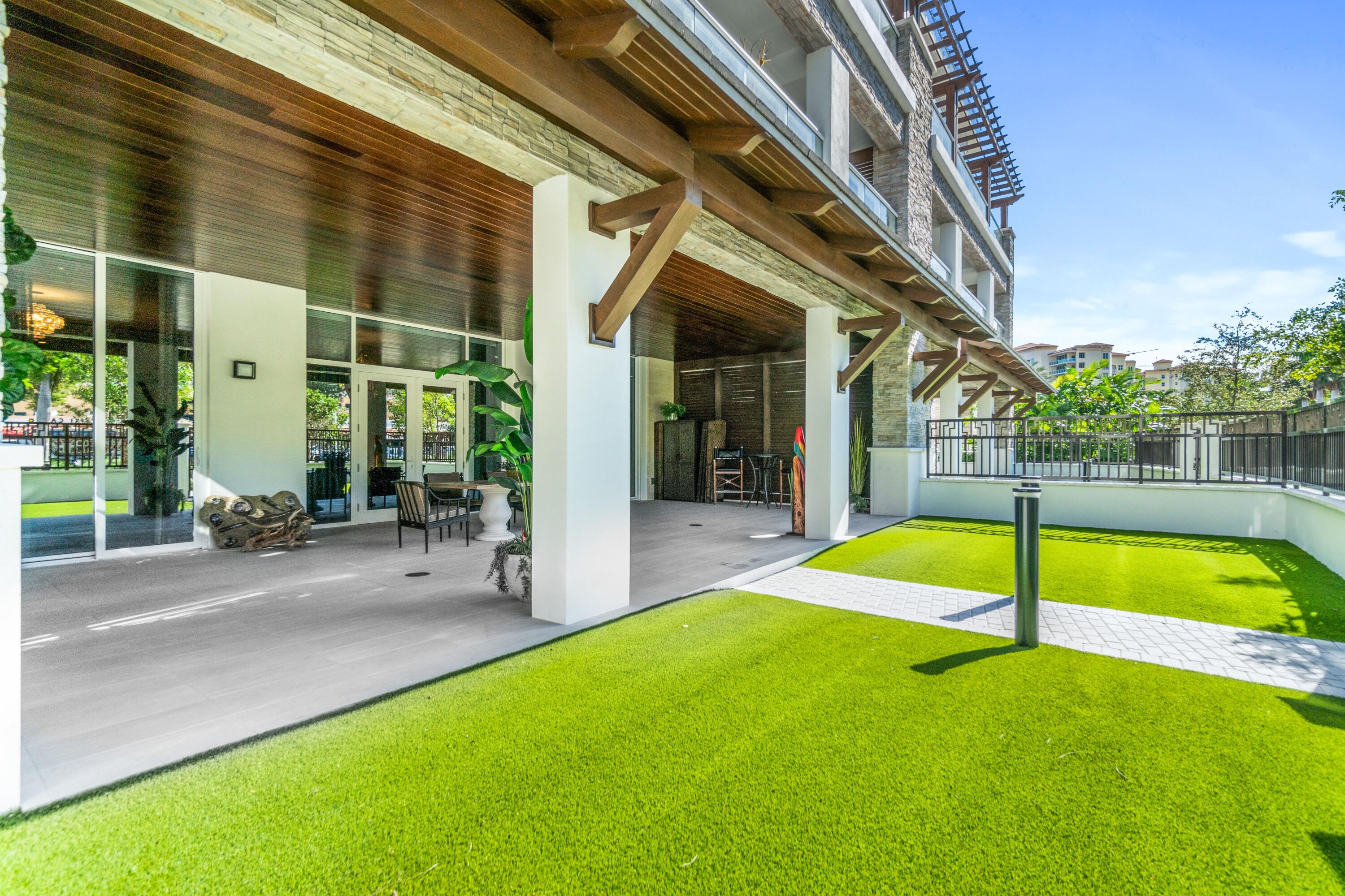 200 SE Mizner #308, Boca Raton FL 33432
