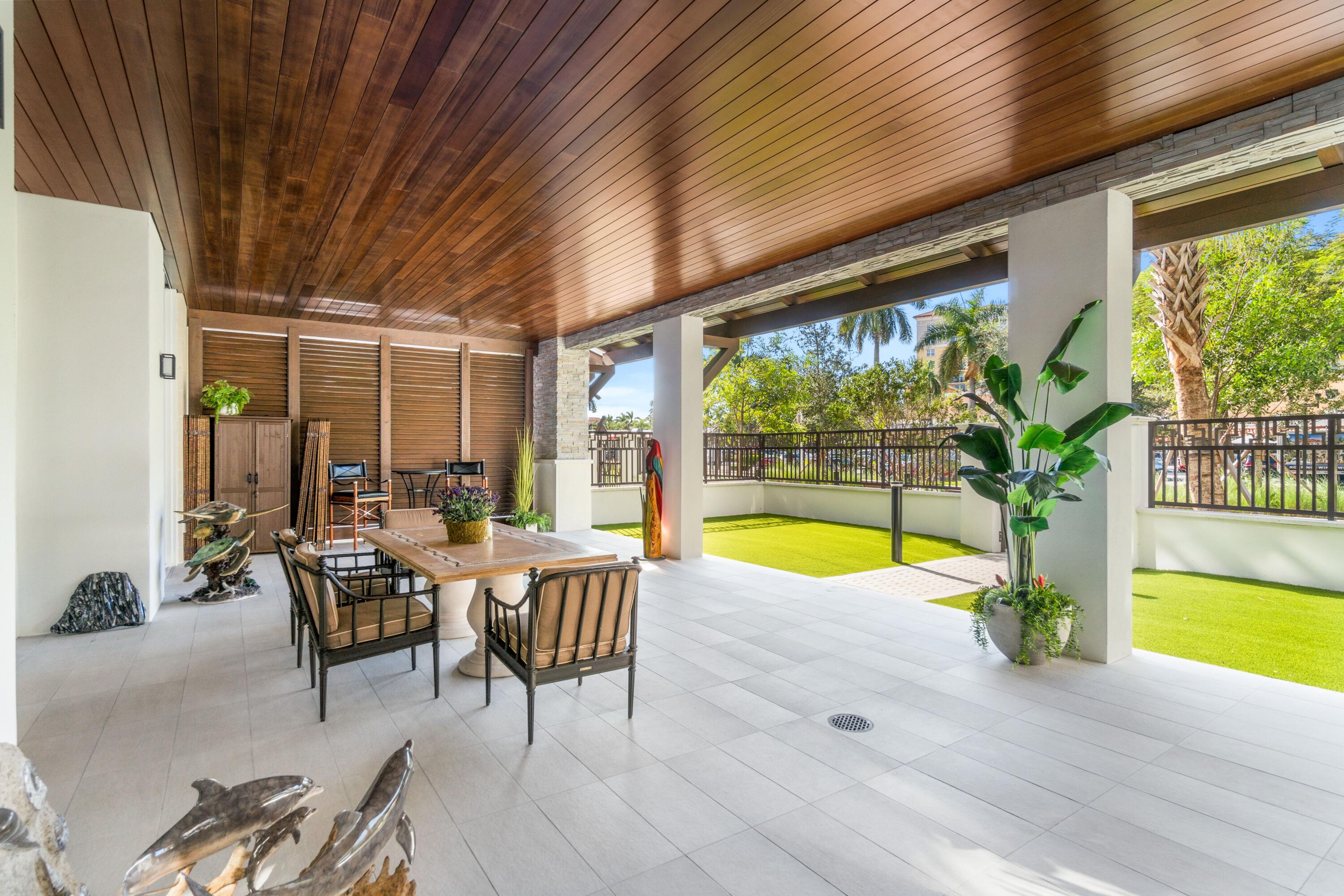 200 SE Mizner #308, Boca Raton FL 33432