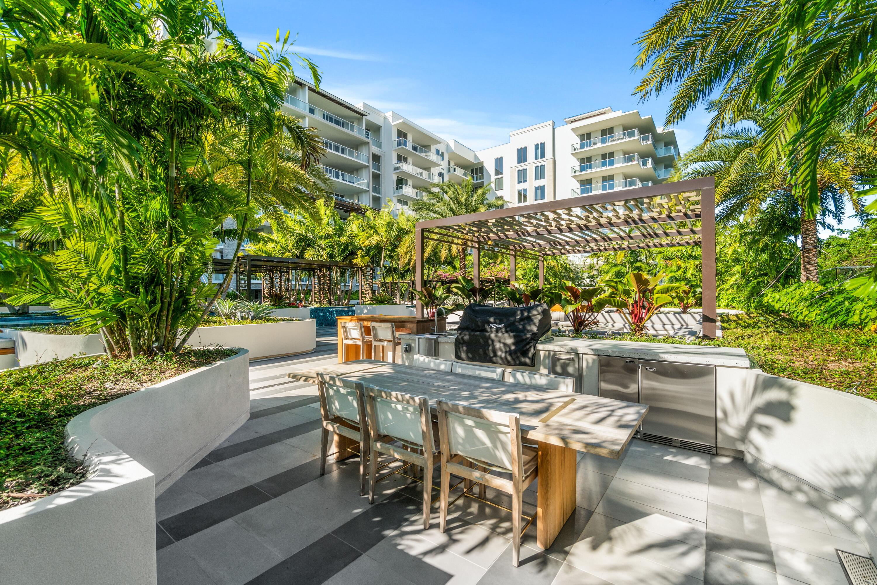 200 SE Mizner #308, Boca Raton FL 33432