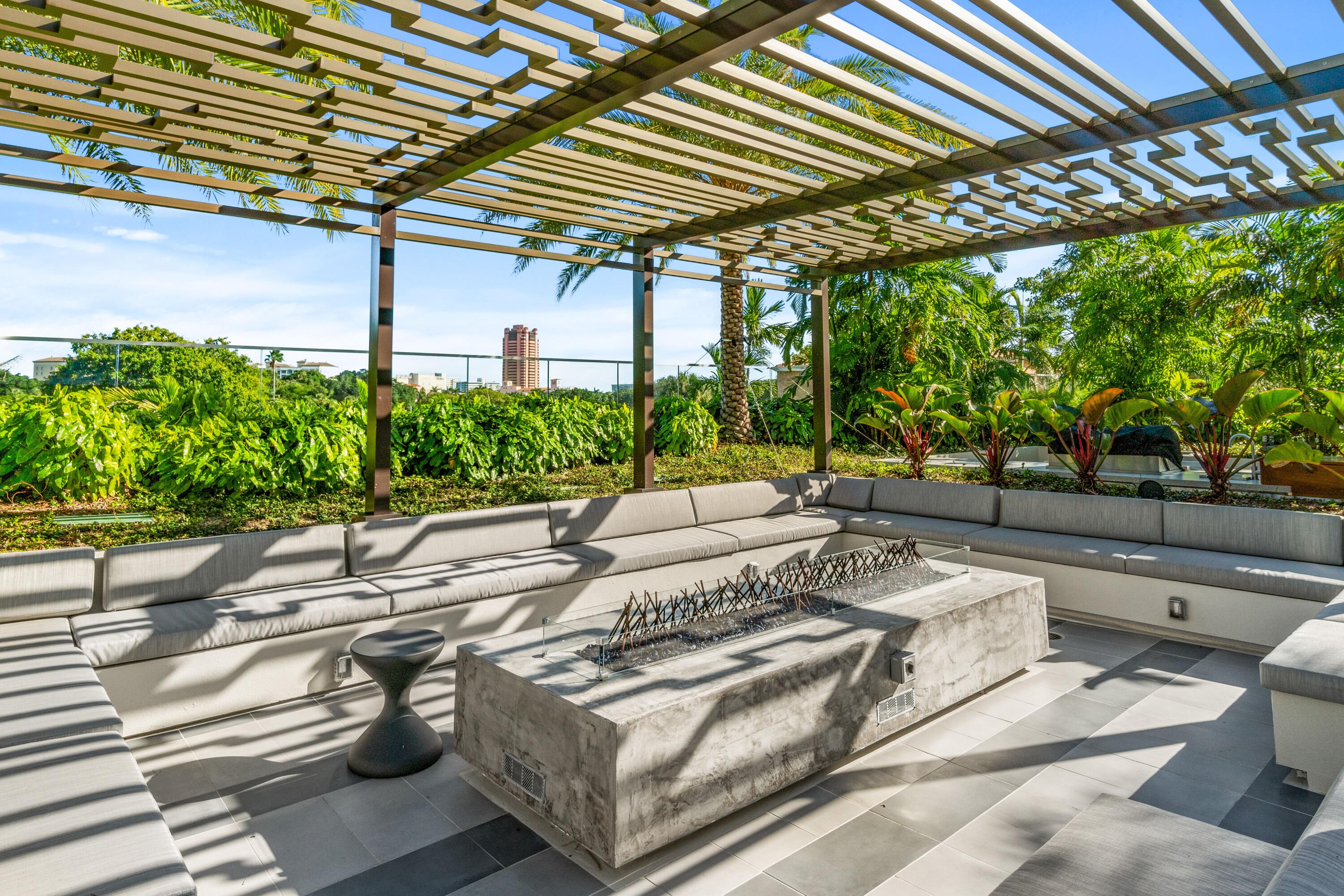 200 SE Mizner #308, Boca Raton FL 33432