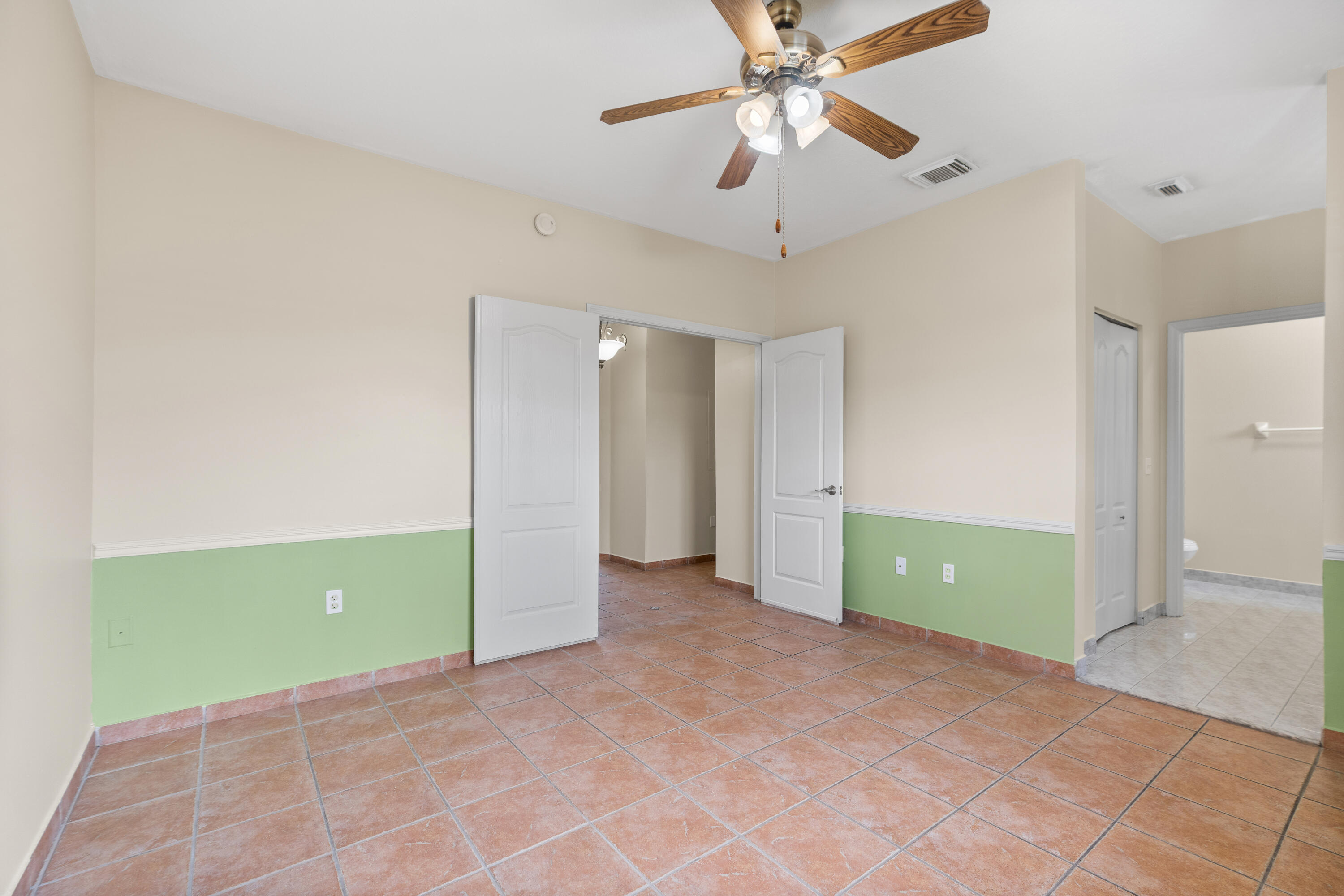 7520 W 20TH #206, Hialeah FL 33016