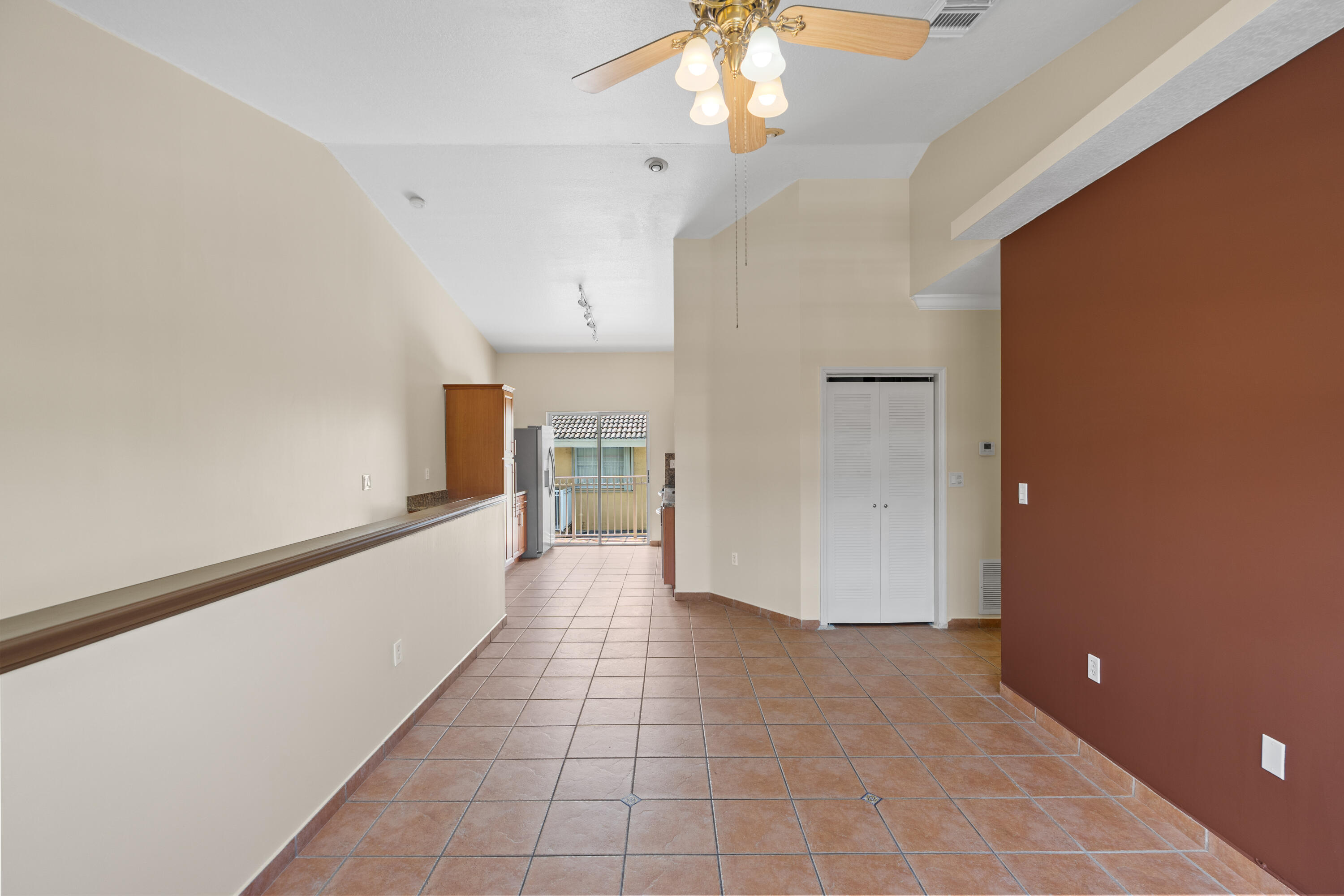 7520 W 20TH #206, Hialeah FL 33016