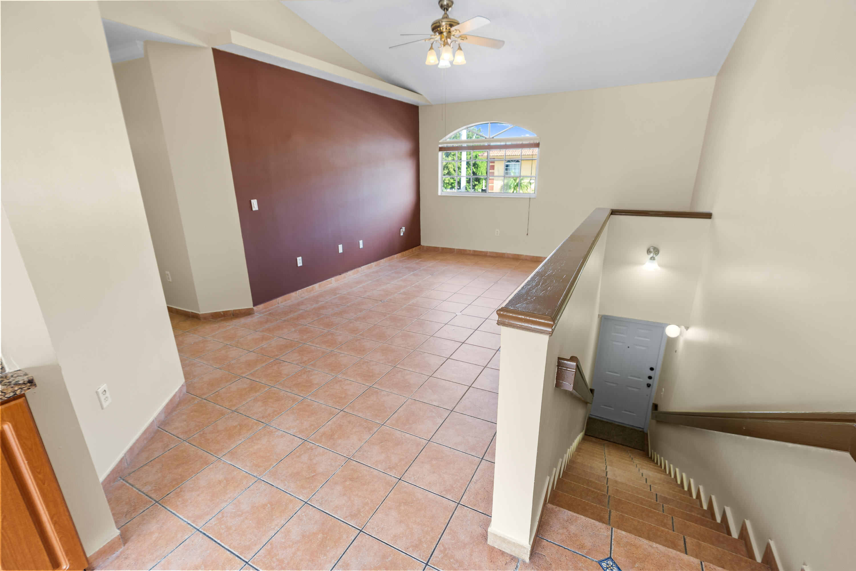 7520 W 20TH #206, Hialeah FL 33016