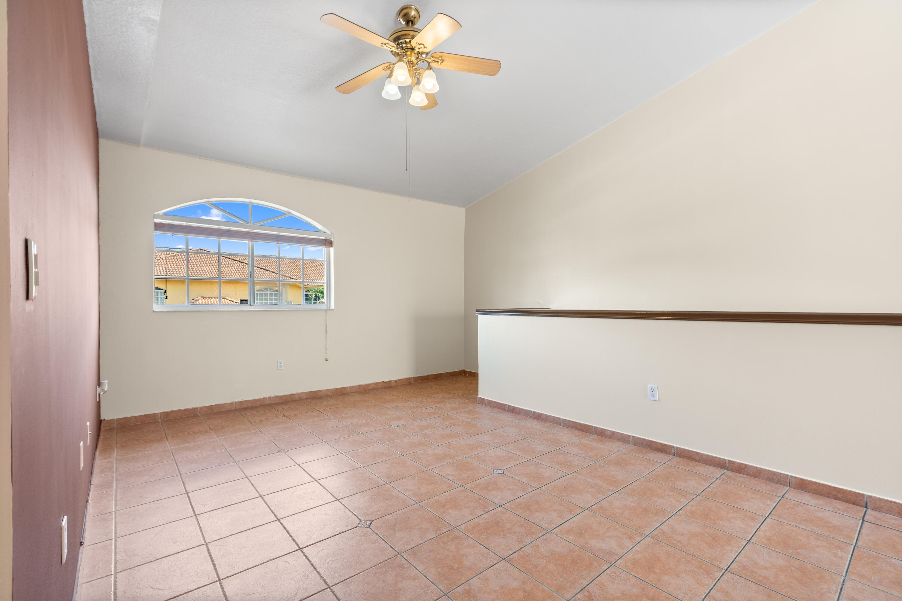 7520 W 20TH #206, Hialeah FL 33016