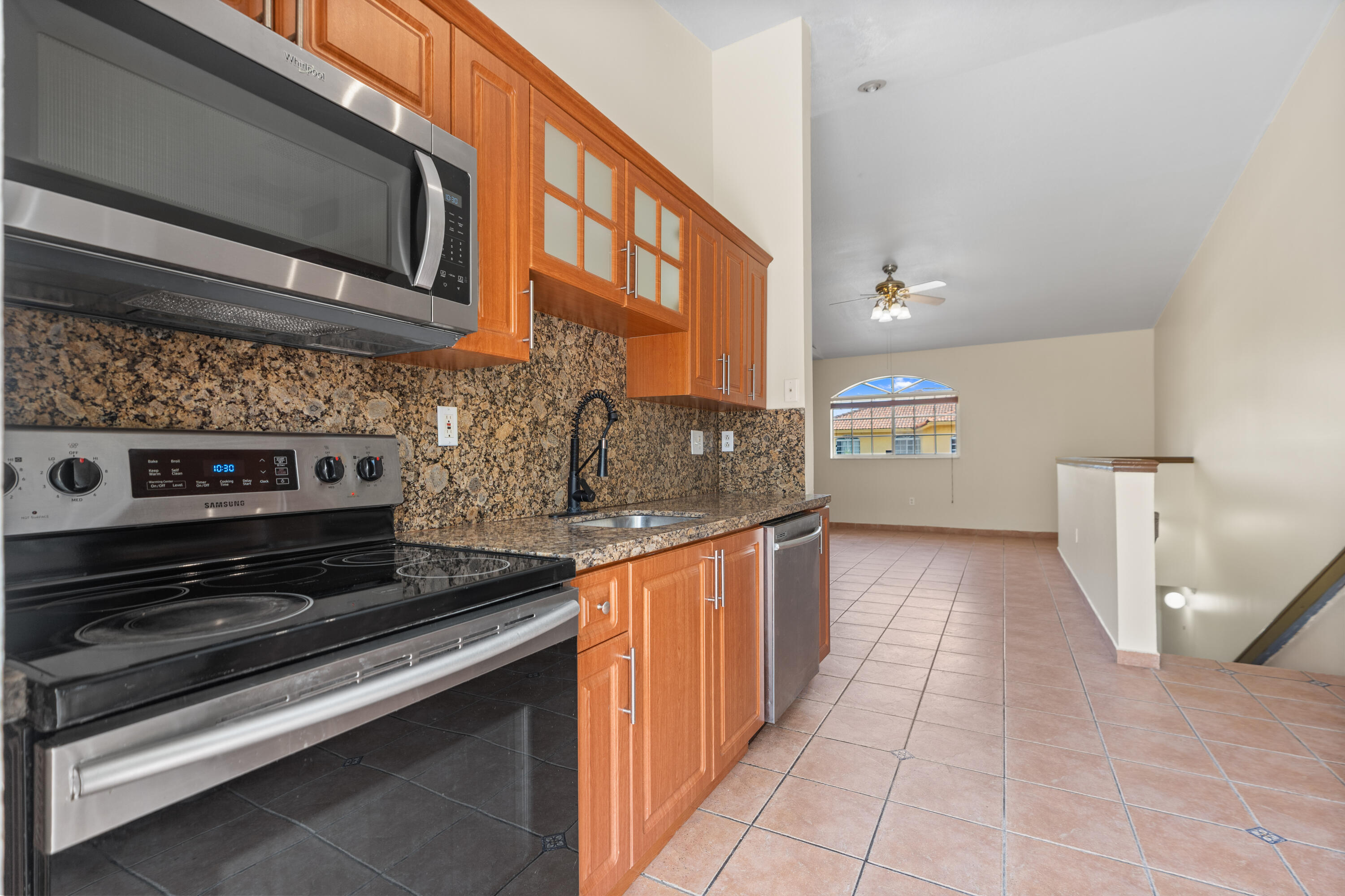 7520 W 20TH #206, Hialeah FL 33016