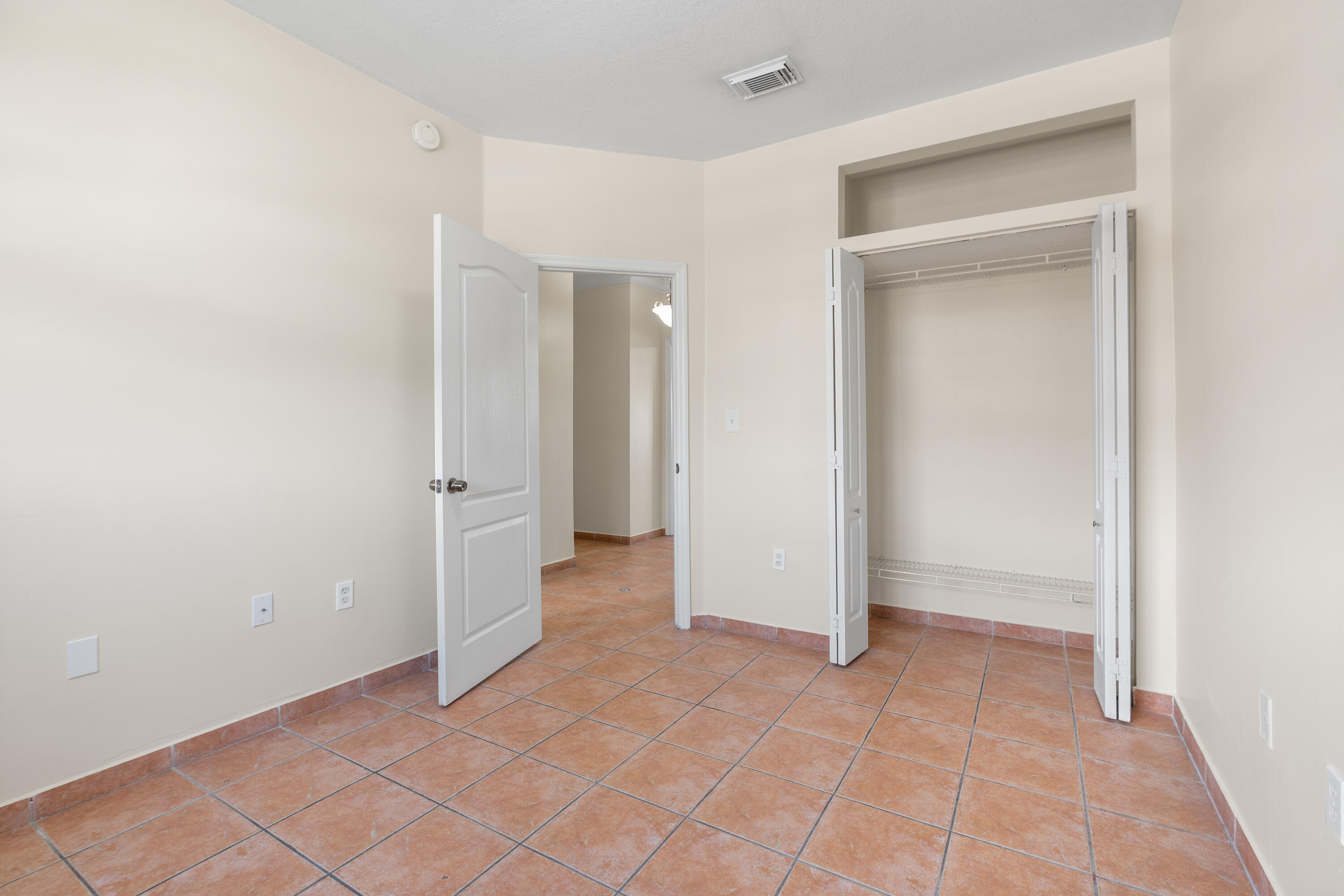 7520 W 20TH #206, Hialeah FL 33016