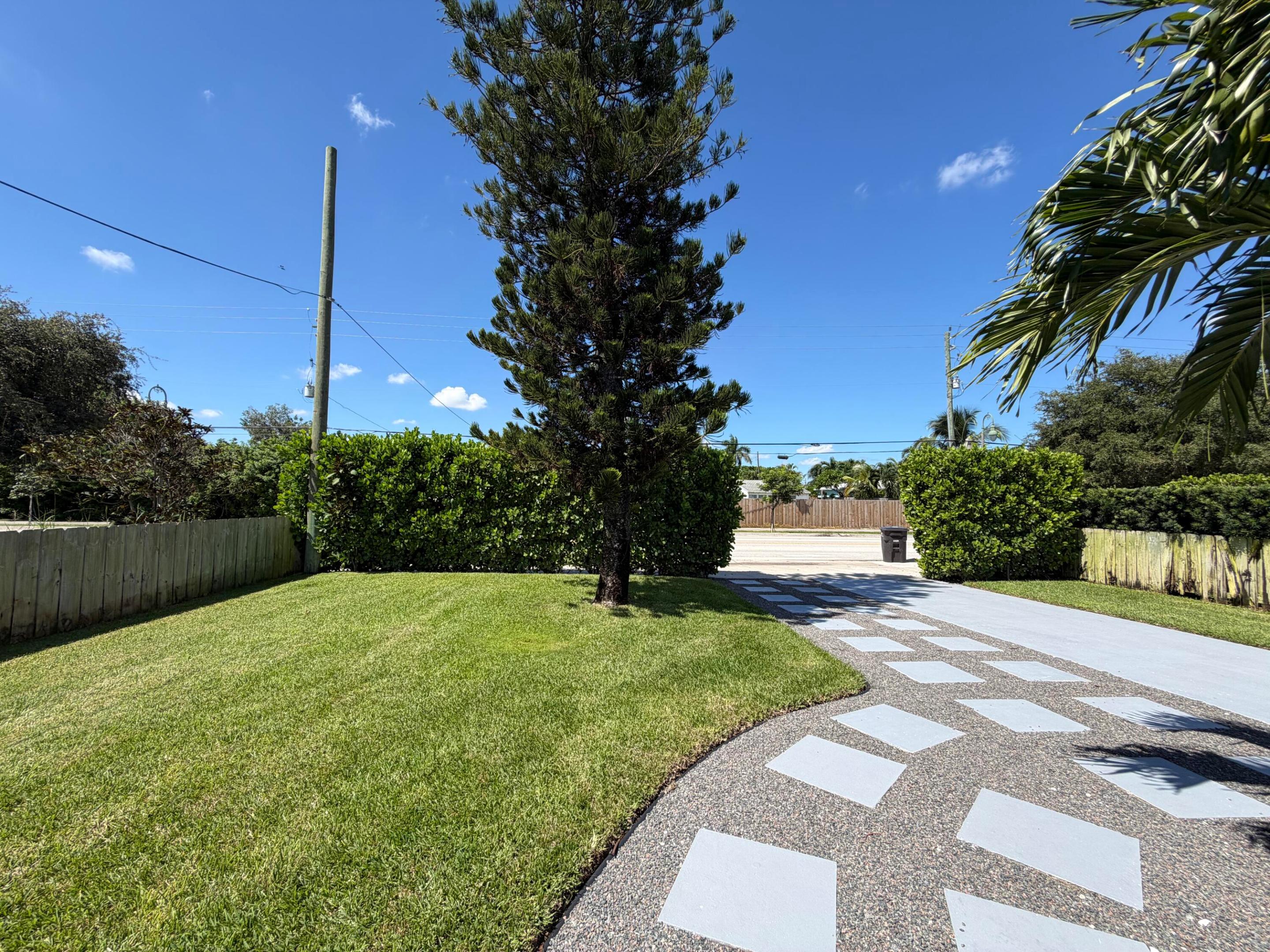 7610 S Olive, West Palm Beach FL 33405