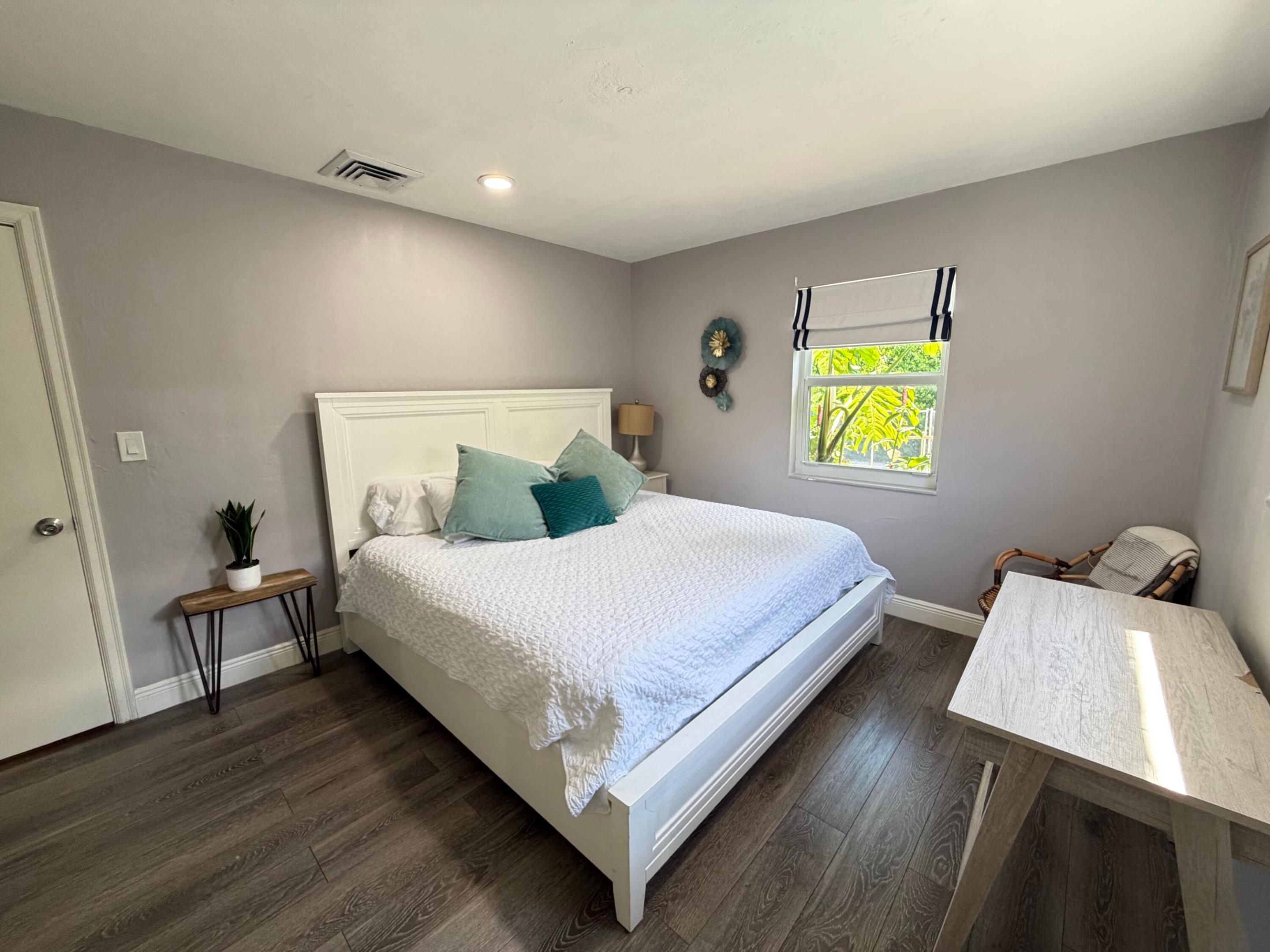 7610 S Olive, West Palm Beach FL 33405