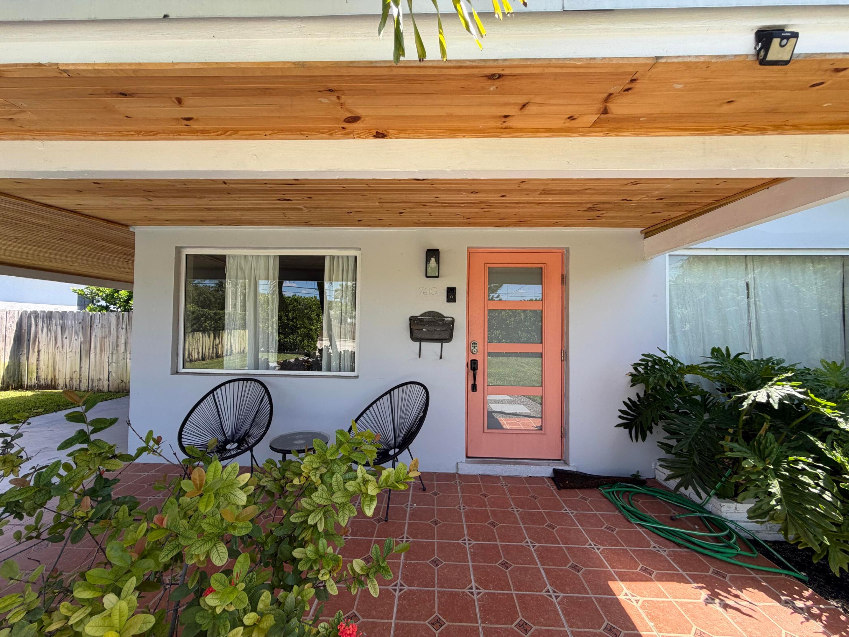 7610 S Olive, West Palm Beach FL 33405