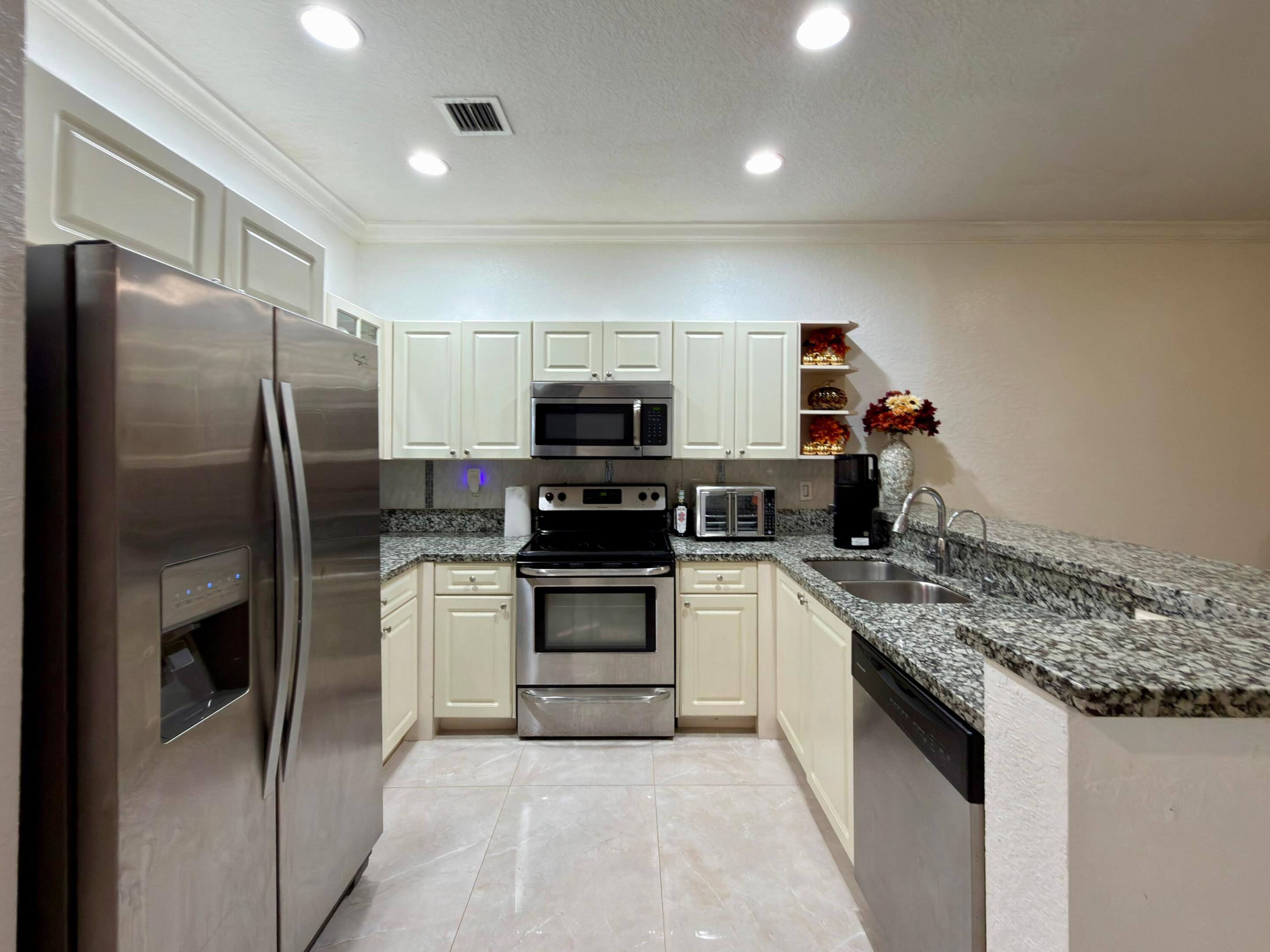 1431 NW 36TH, Lauderhill FL 33311