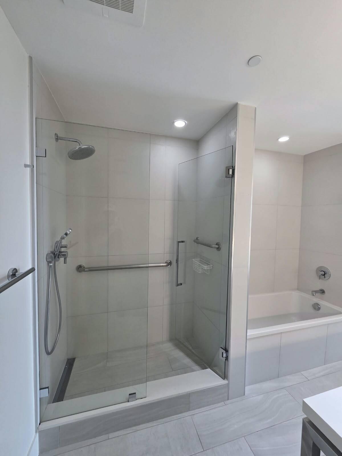 2000 METROPICA #2401, Sunrise FL 33323