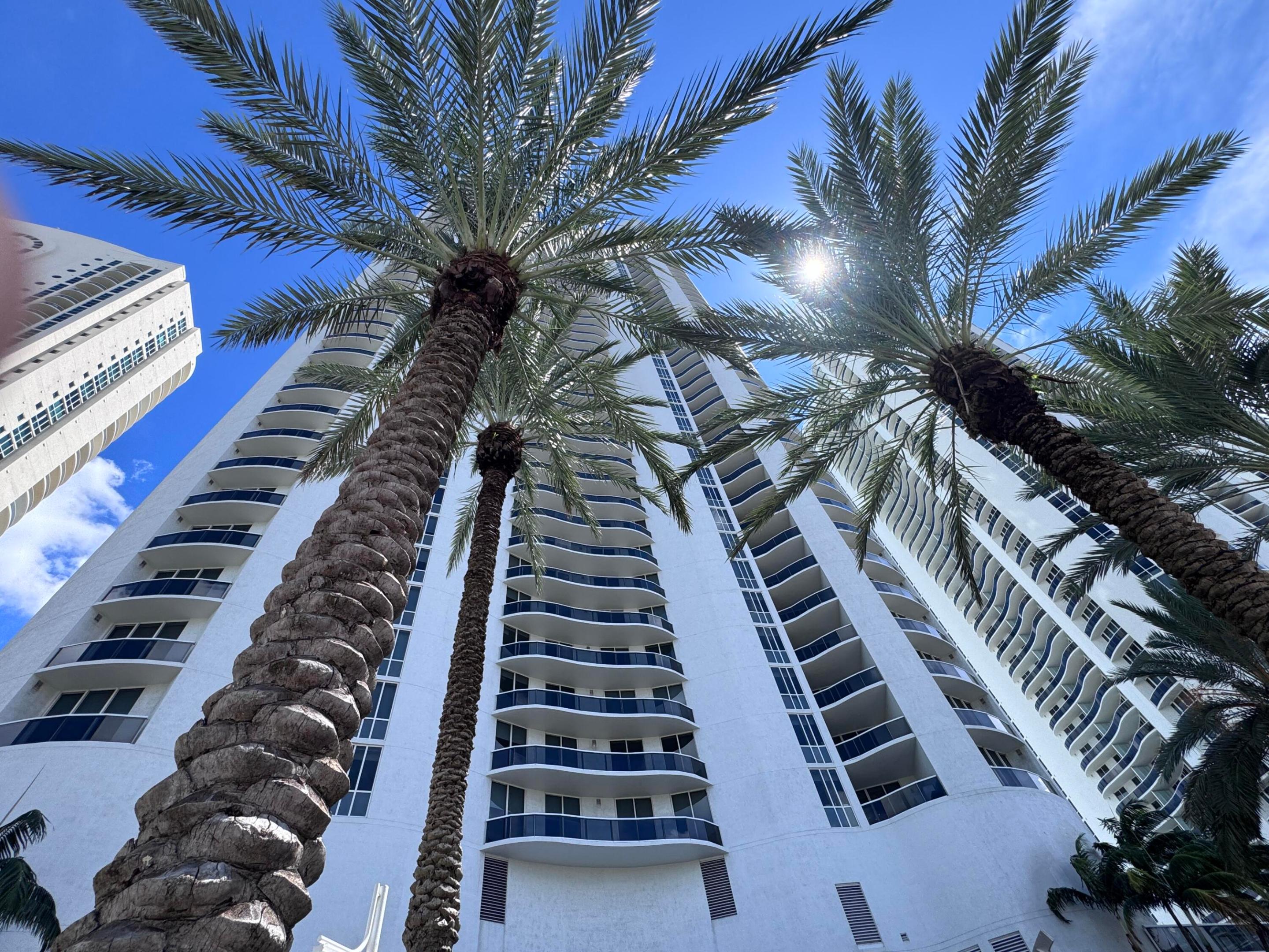 16001 Collins #4002, Sunny Isles Beach FL 33160
