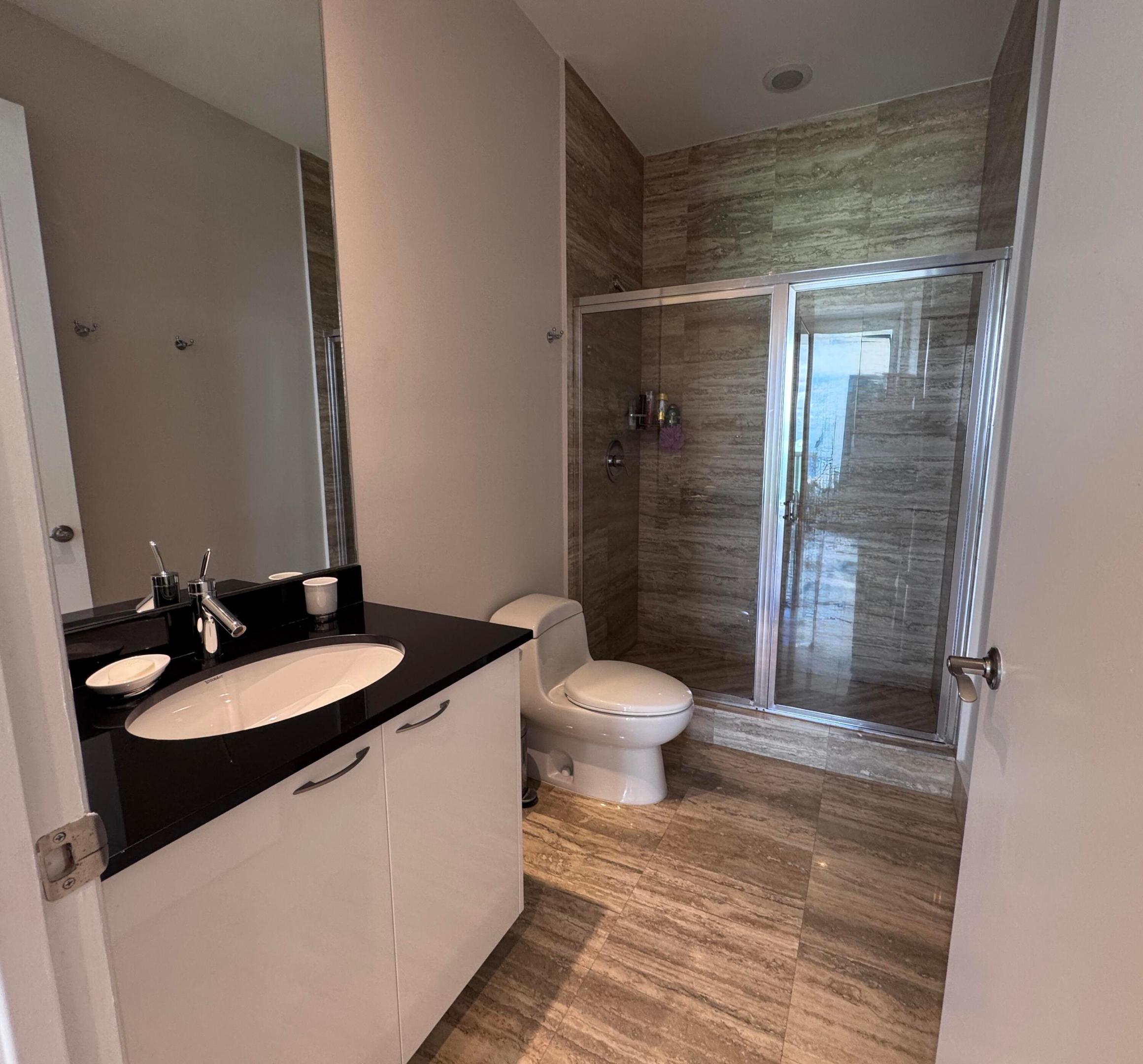 16001 Collins #4002, Sunny Isles Beach FL 33160