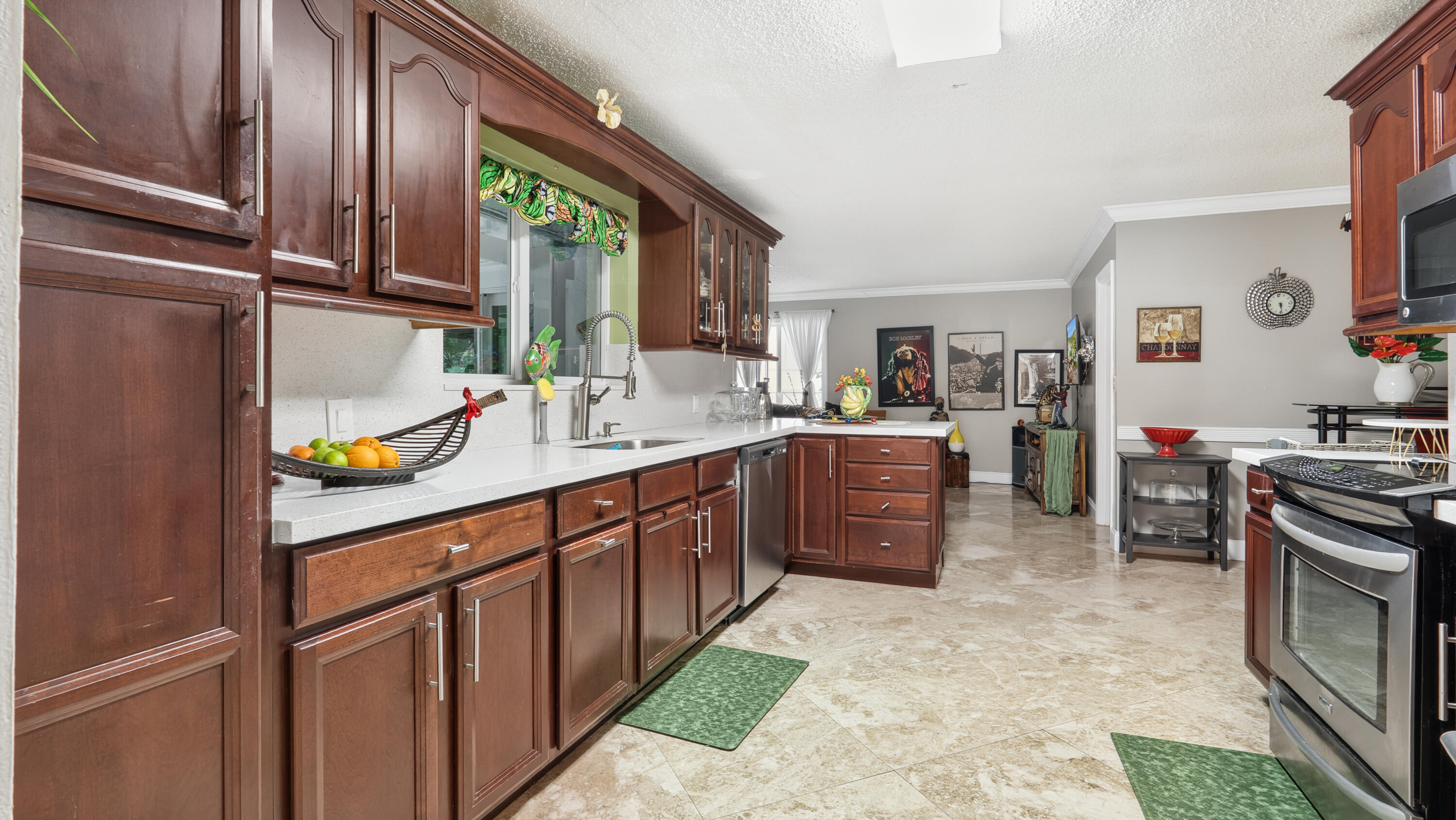 7430 NW 49TH, Lauderhill FL 33319