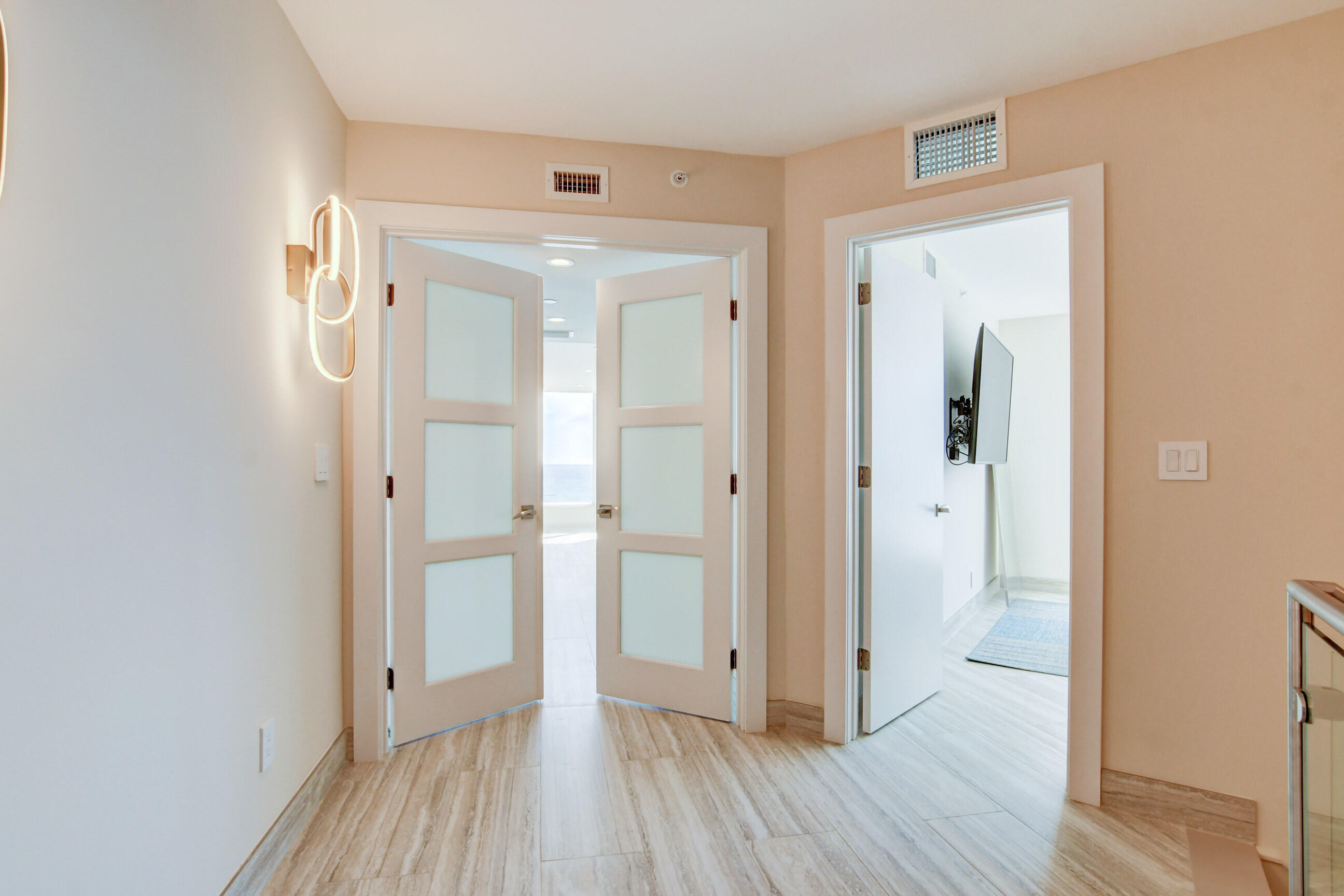 2575 S Ocean #204S, Highland Beach FL 33487