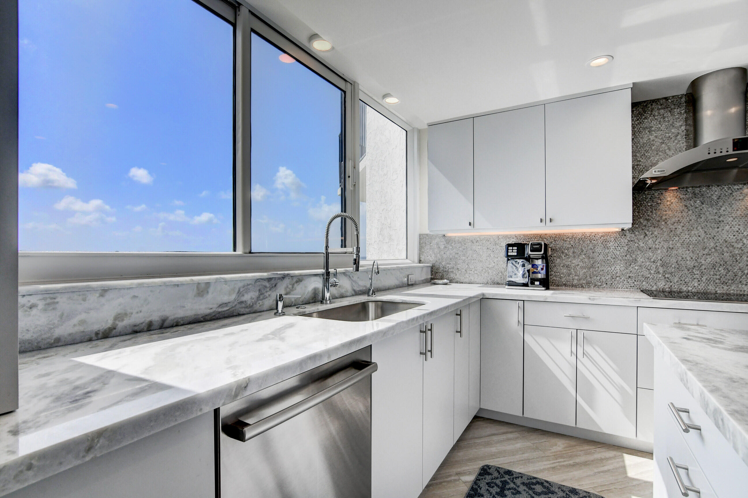 2575 S Ocean #204S, Highland Beach FL 33487