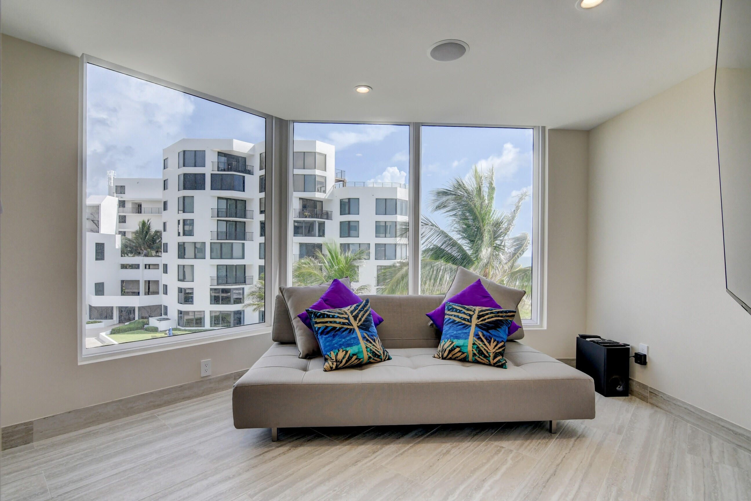 2575 S Ocean #204S, Highland Beach FL 33487