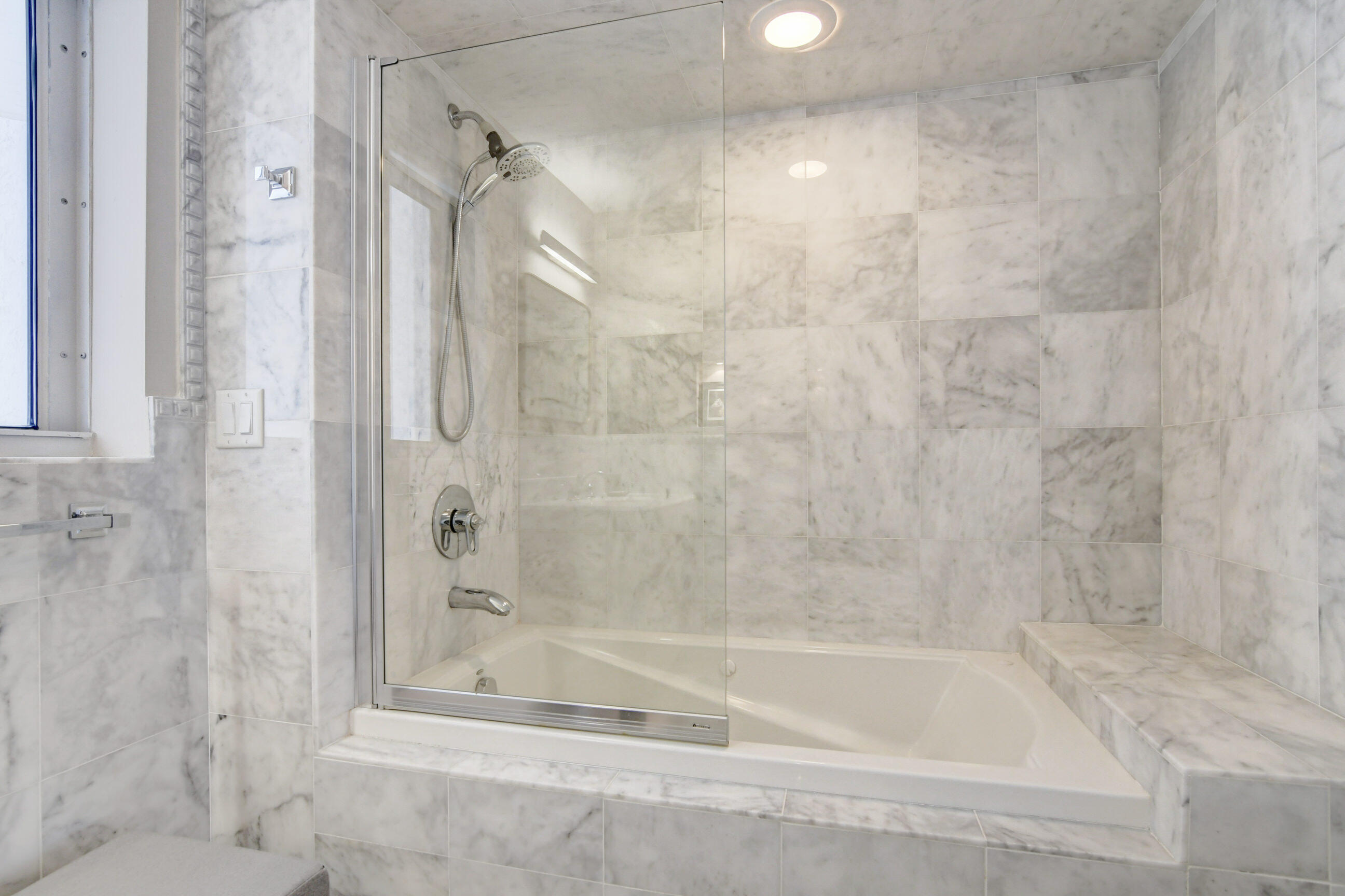 2575 S Ocean #204S, Highland Beach FL 33487