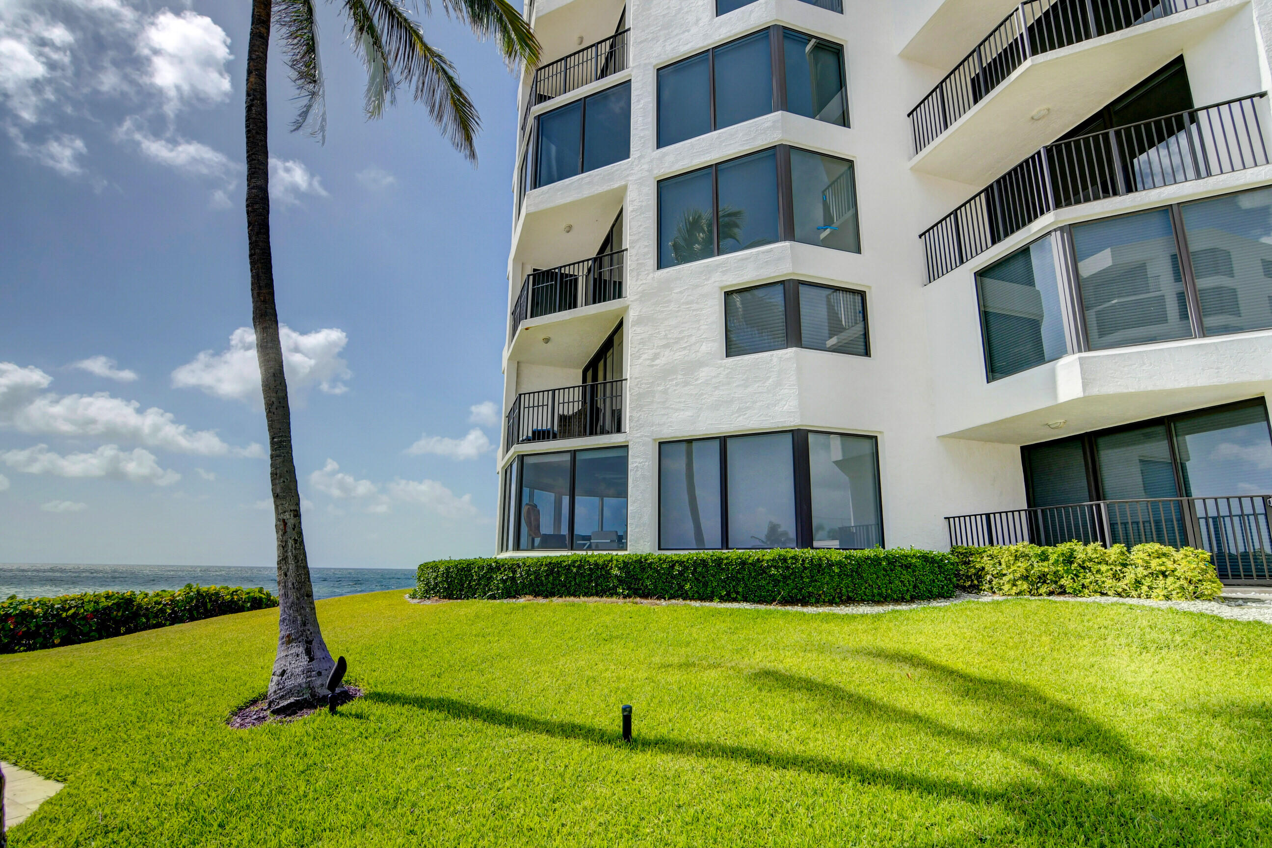 2575 S Ocean #204S, Highland Beach FL 33487