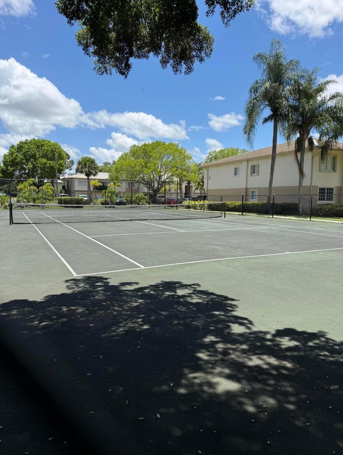 500 CRESTWOOD #502, Royal Palm Beach FL 33411