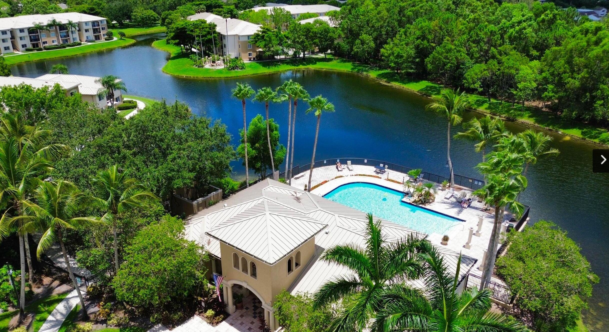 500 CRESTWOOD #502, Royal Palm Beach FL 33411