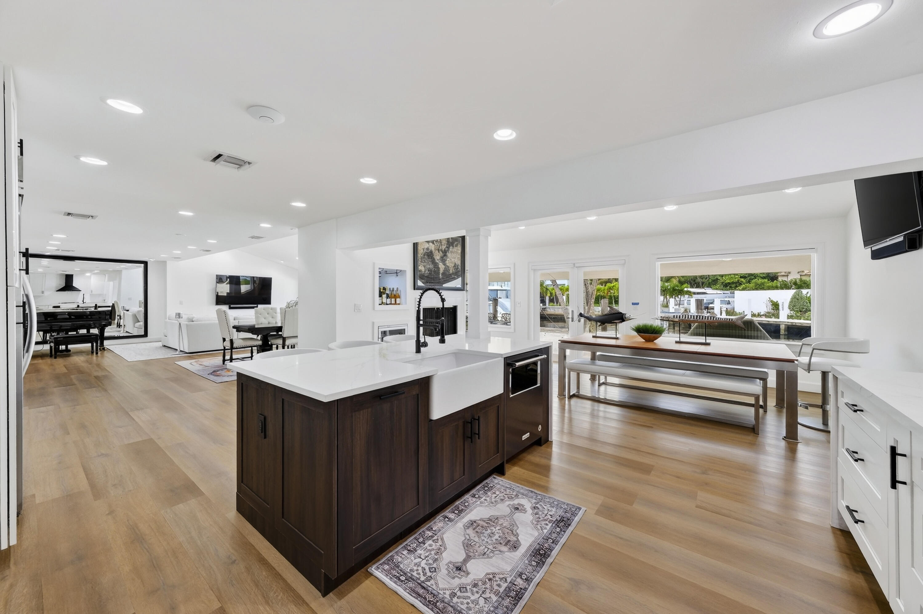 329 ISLE OF CAPRI, Fort Lauderdale FL 33301