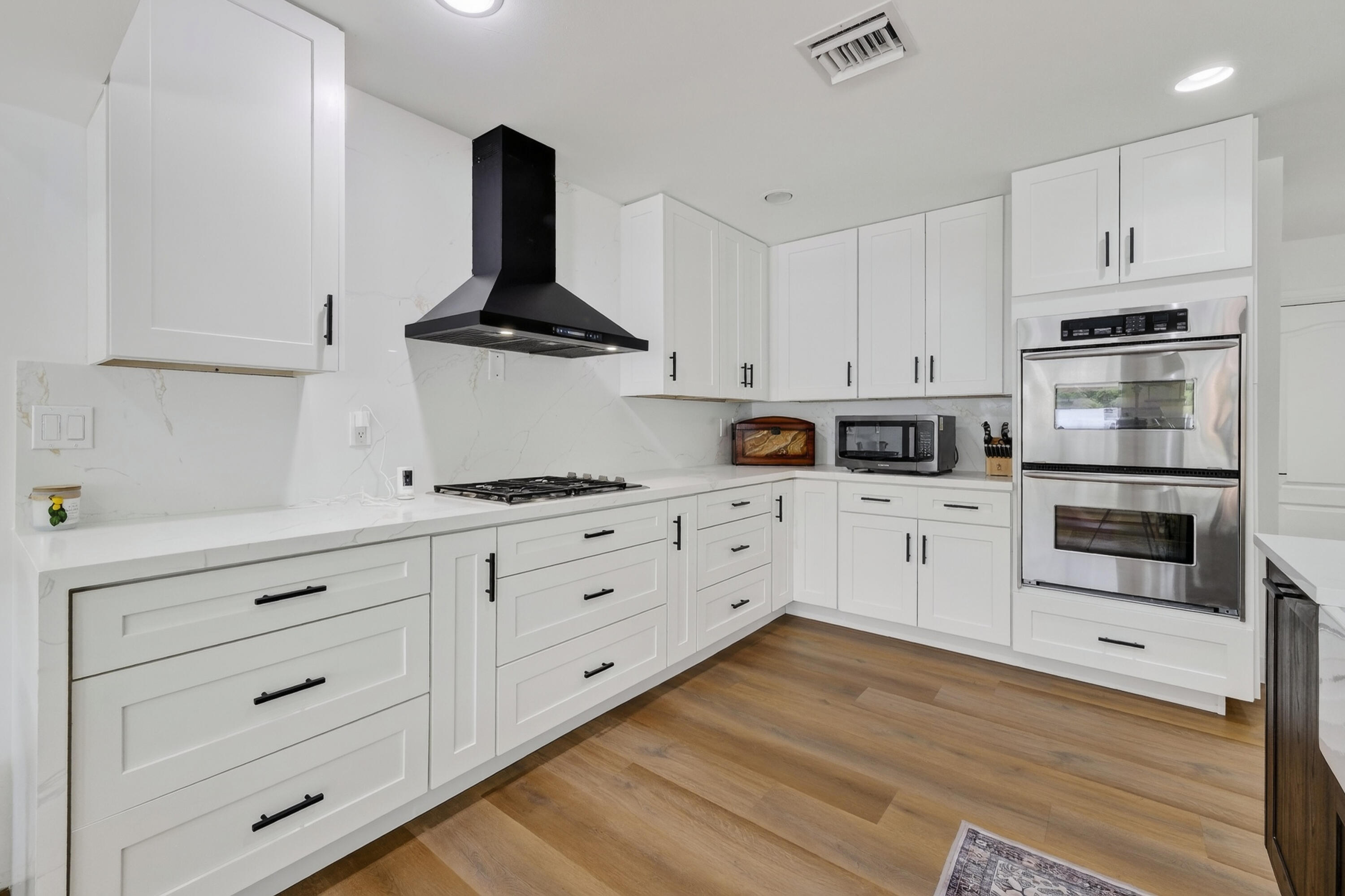 329 ISLE OF CAPRI, Fort Lauderdale FL 33301