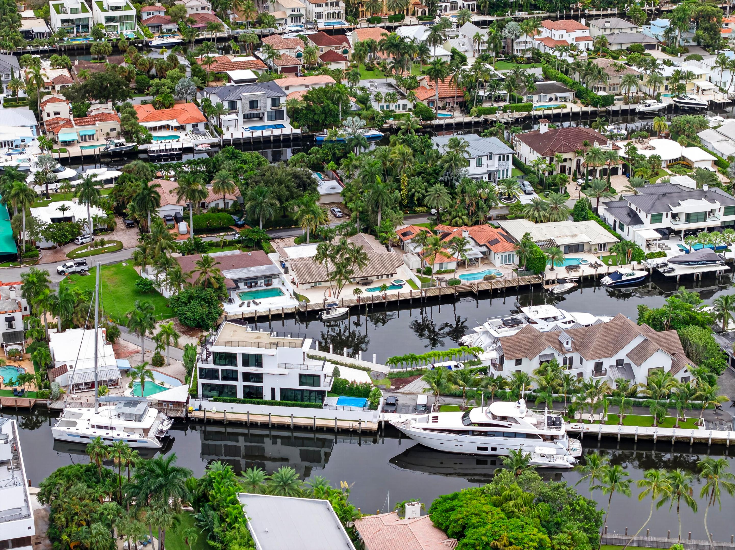 329 ISLE OF CAPRI, Fort Lauderdale FL 33301
