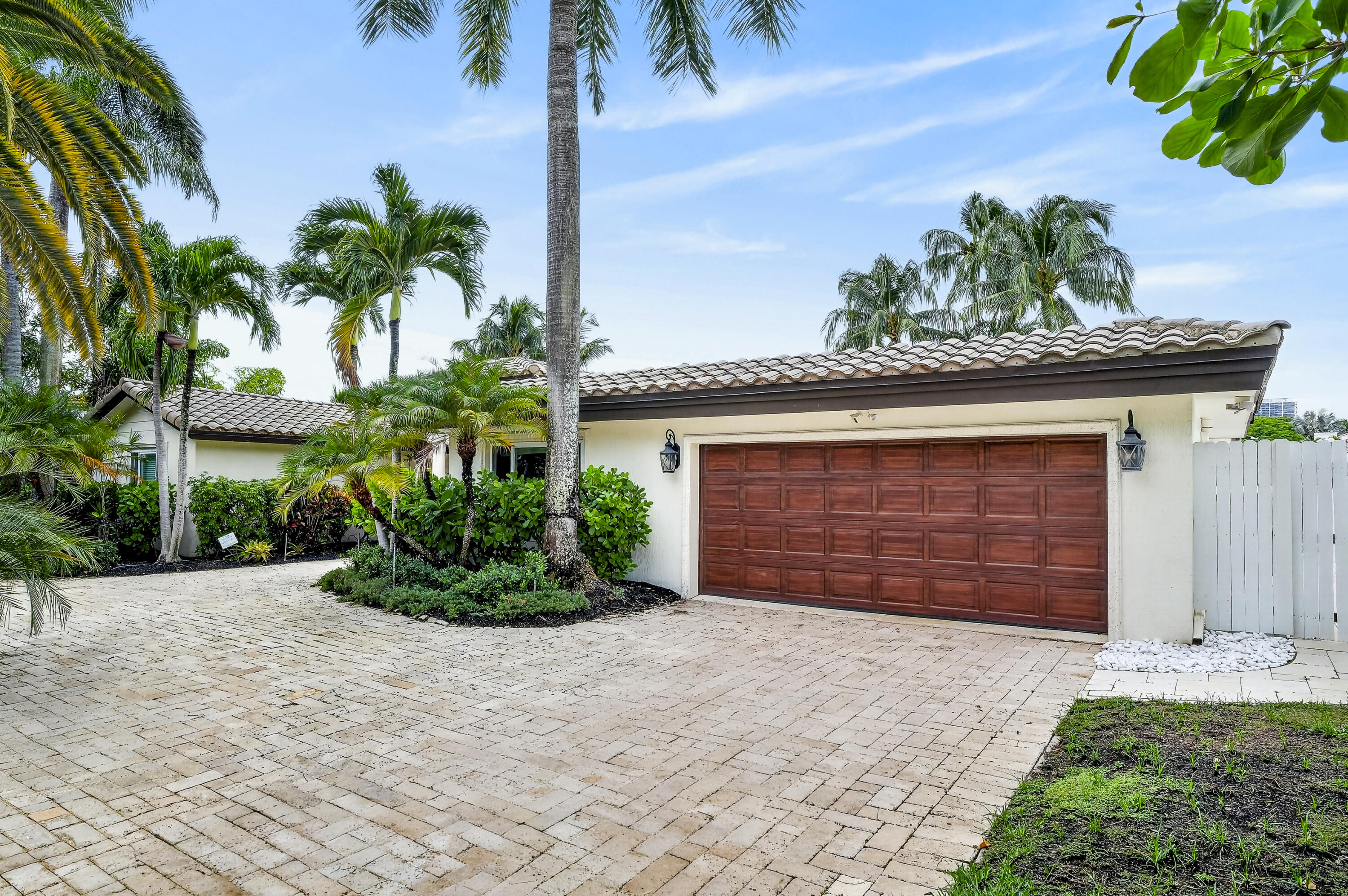329 ISLE OF CAPRI, Fort Lauderdale FL 33301