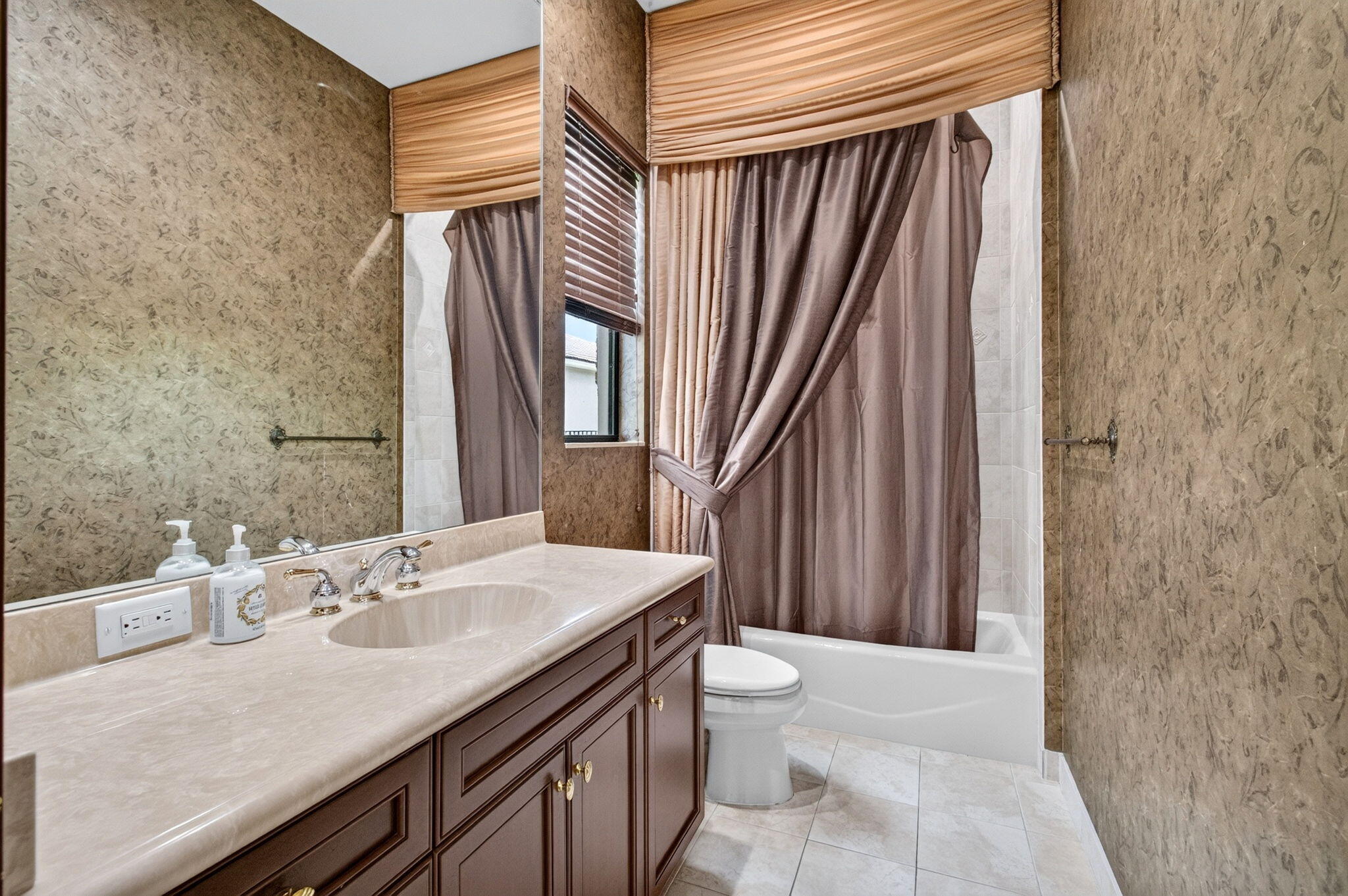 17835 Lake Azure, Boca Raton FL 33496