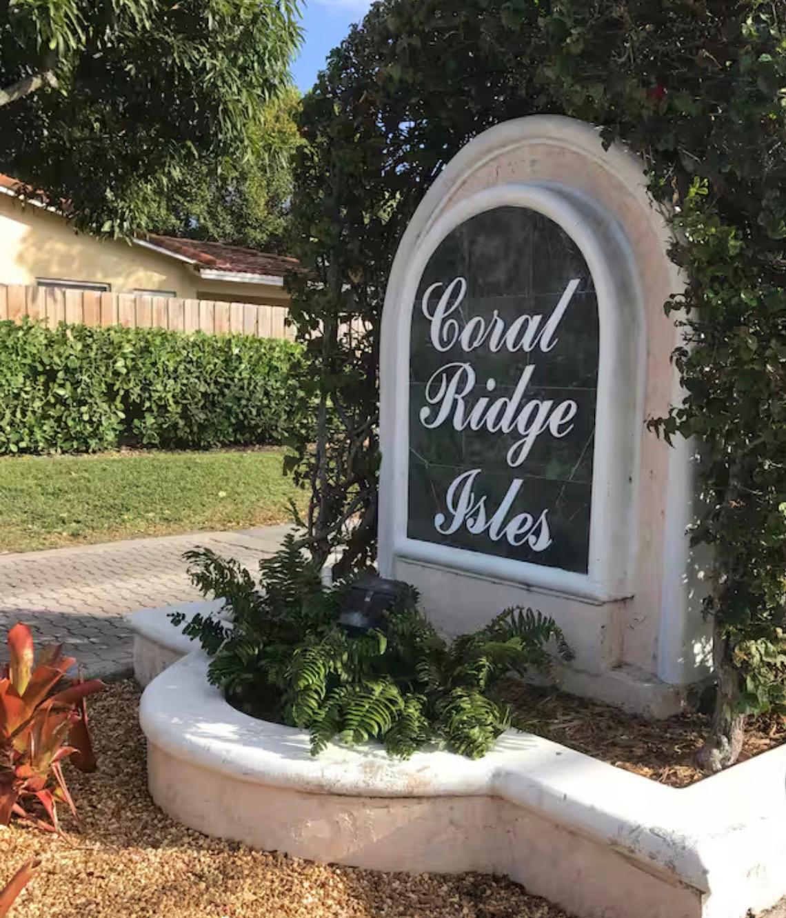 5712 NE 17th #5712, Fort Lauderdale FL 33334