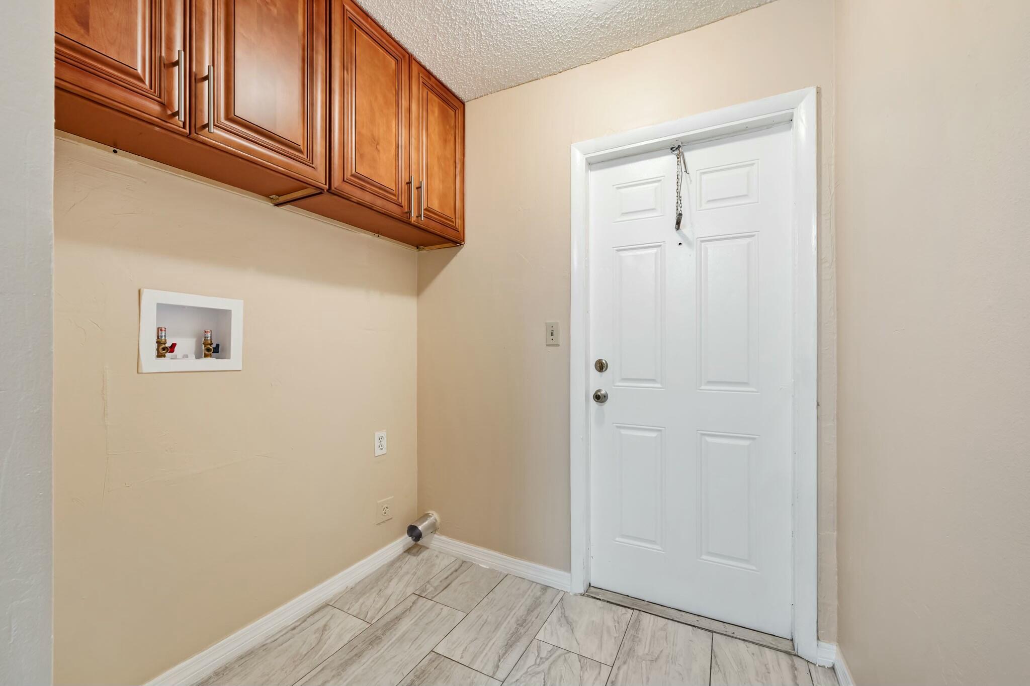 816 NE 22ND, Belle Glade FL 33430