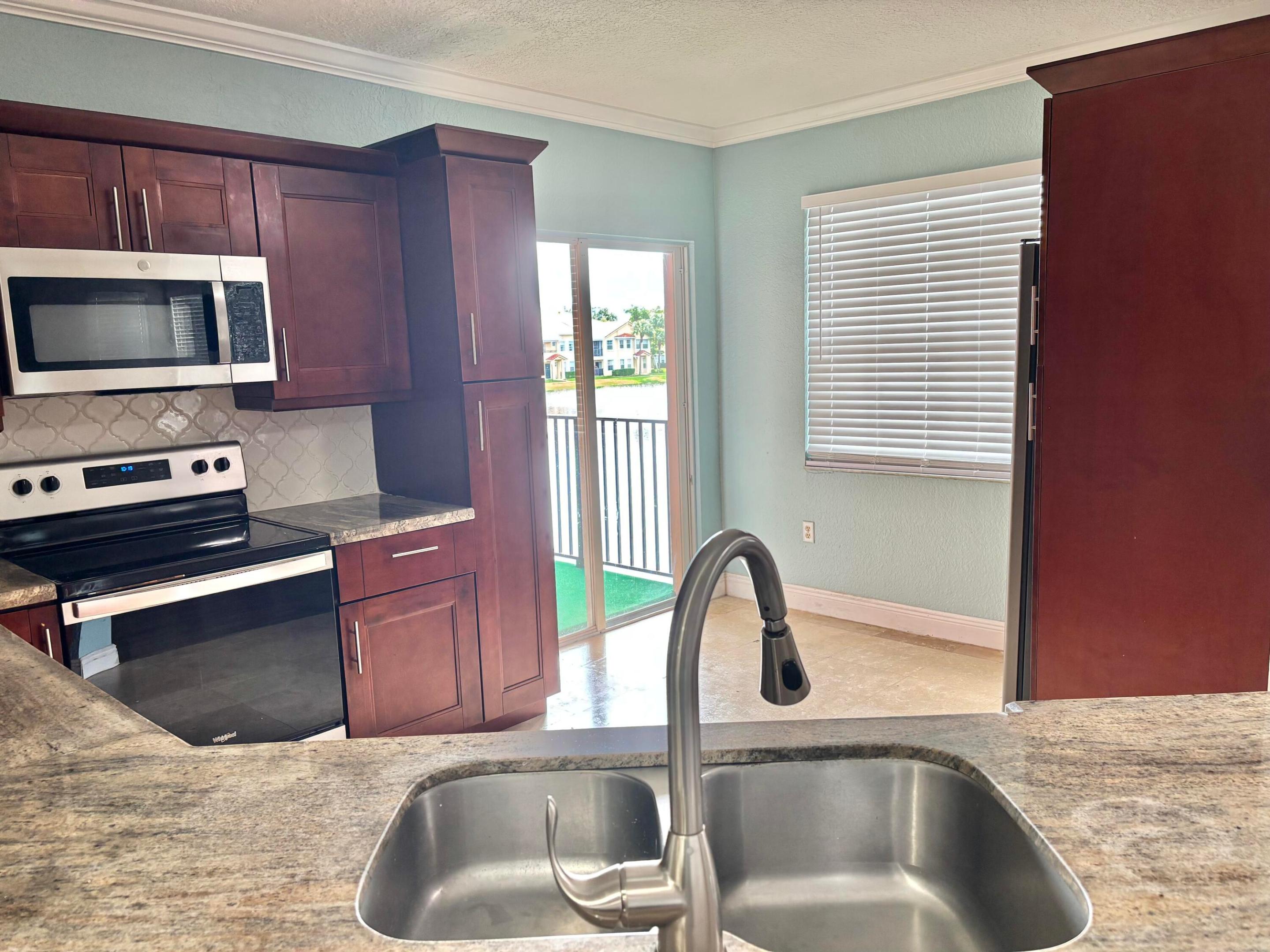 2606 Belmont, North Lauderdale FL 33068