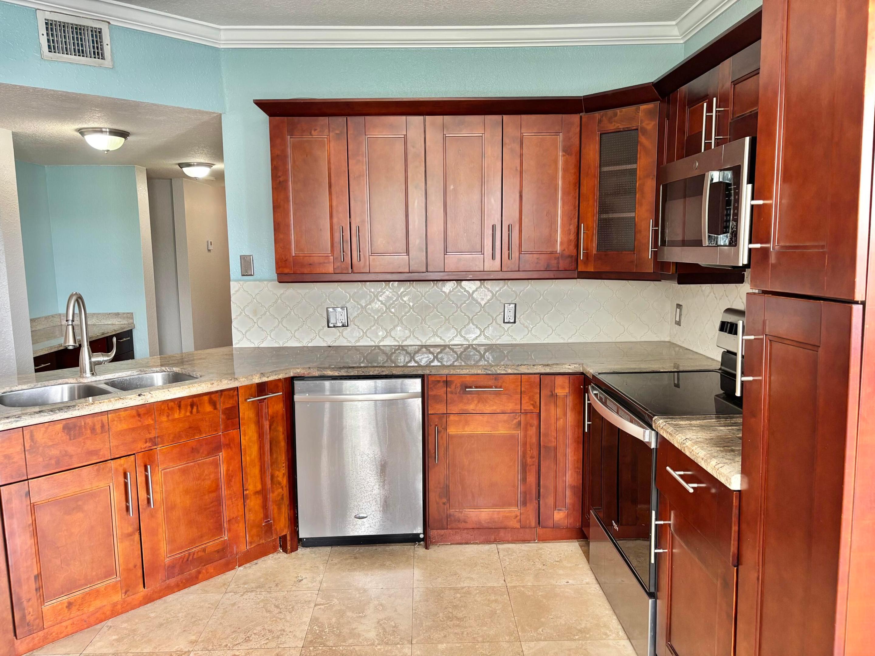2606 Belmont, North Lauderdale FL 33068