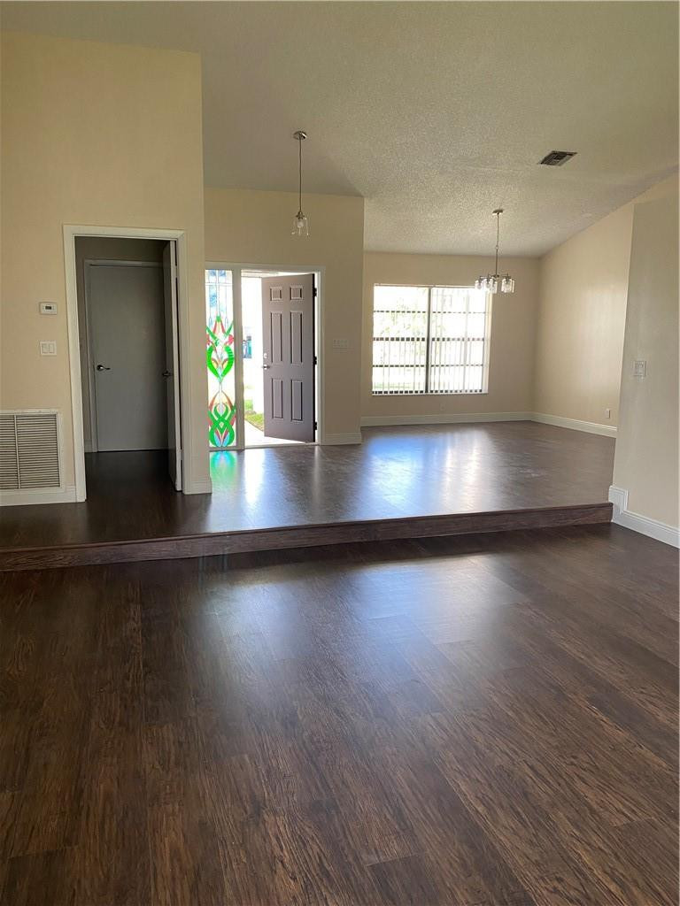 7408 NW 48TH, Lauderhill FL 33319