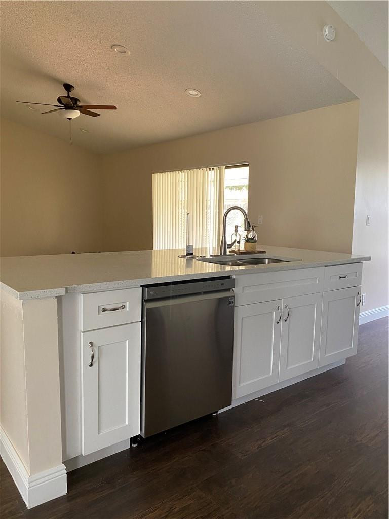 7408 NW 48TH, Lauderhill FL 33319